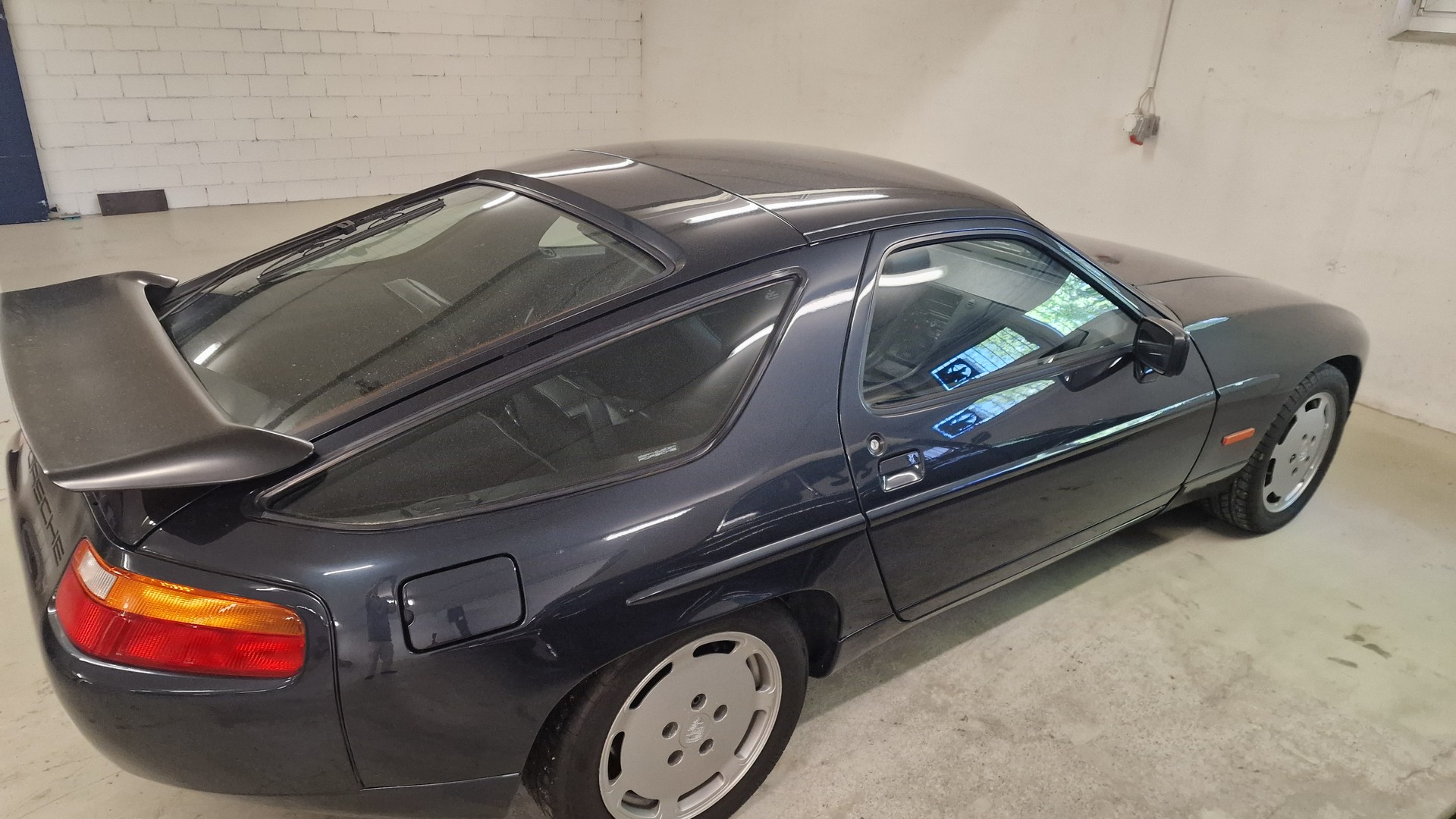 PORSCHE S4