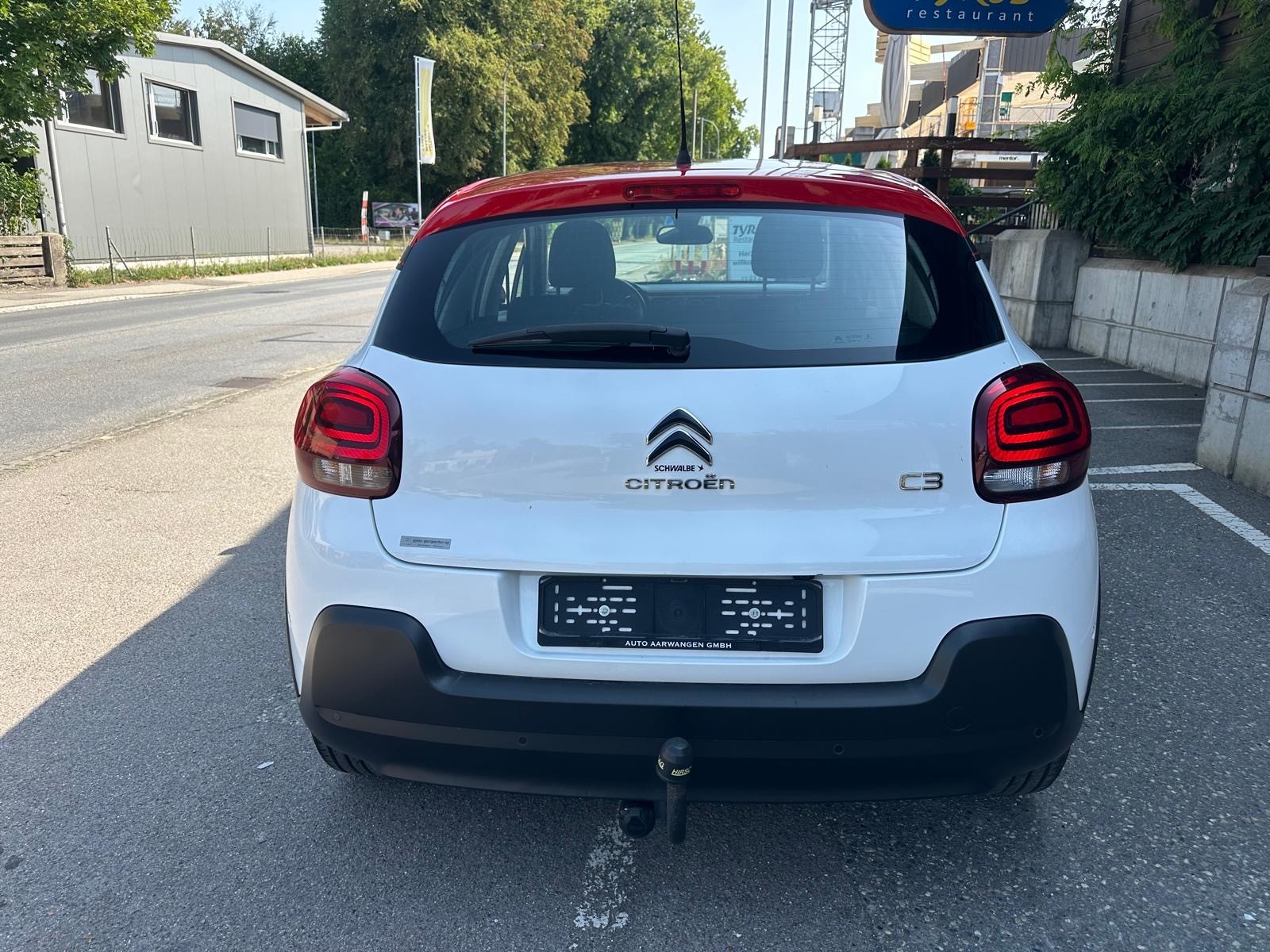 CITROEN C3 1.2i PureTech Shine-image-5
