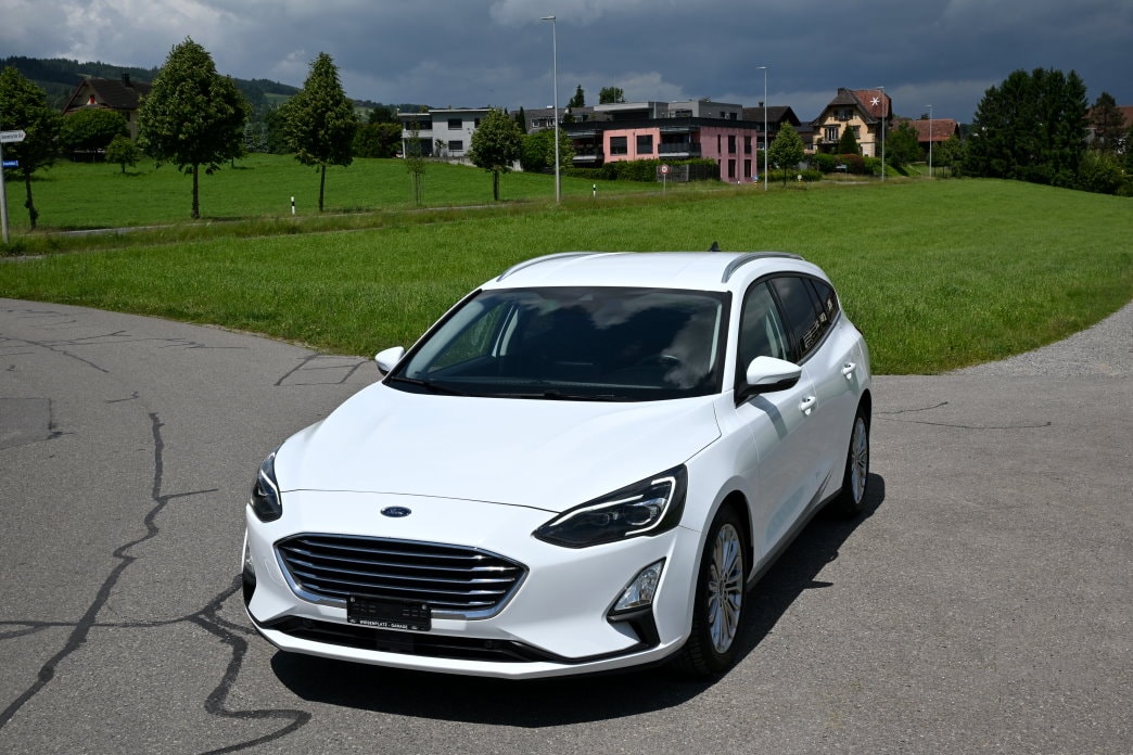 FORD Focus 1.5 SCTi Titanium X Automatic