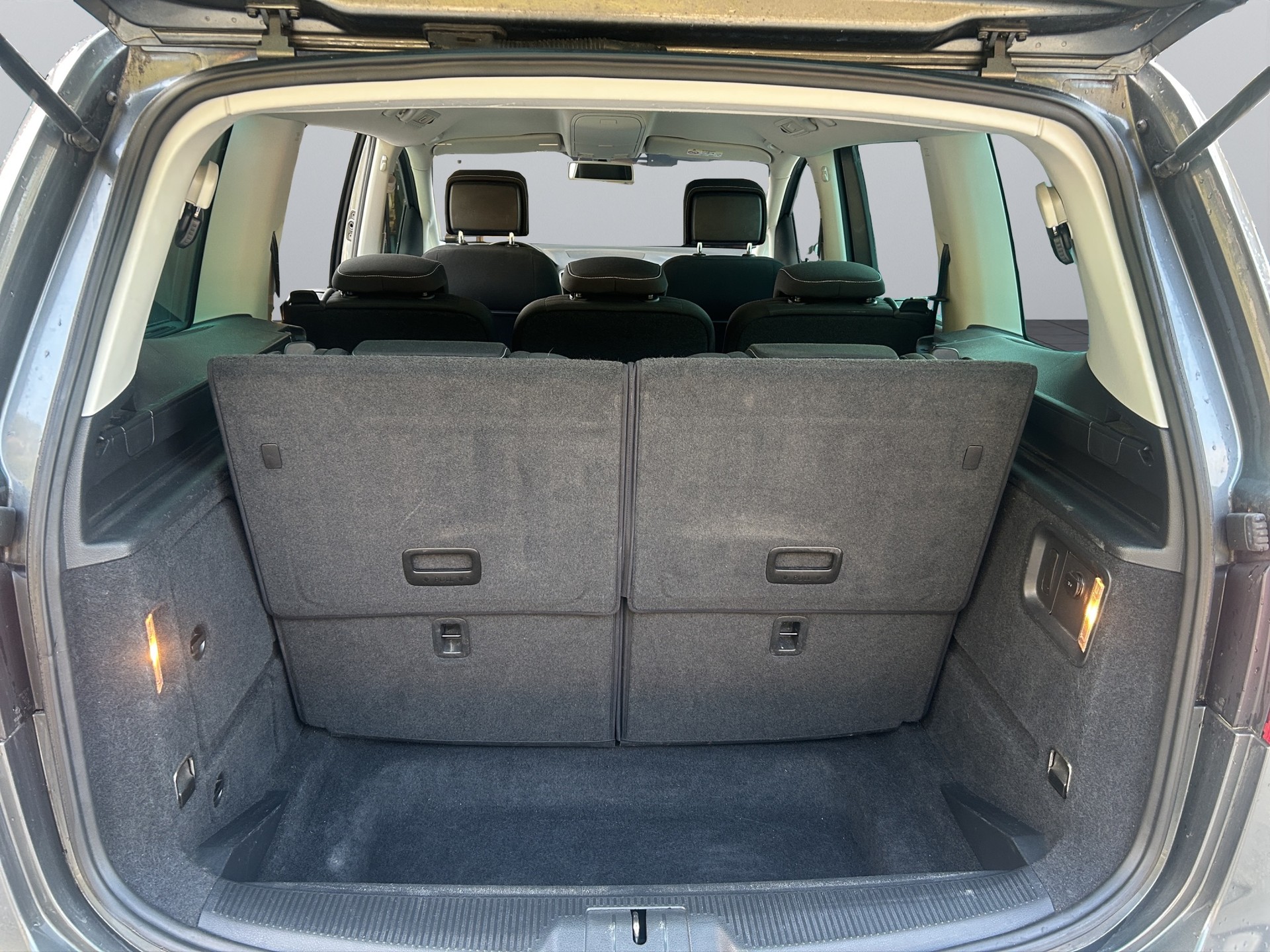 VW Sharan 2.0 TDI 4x4-image-13