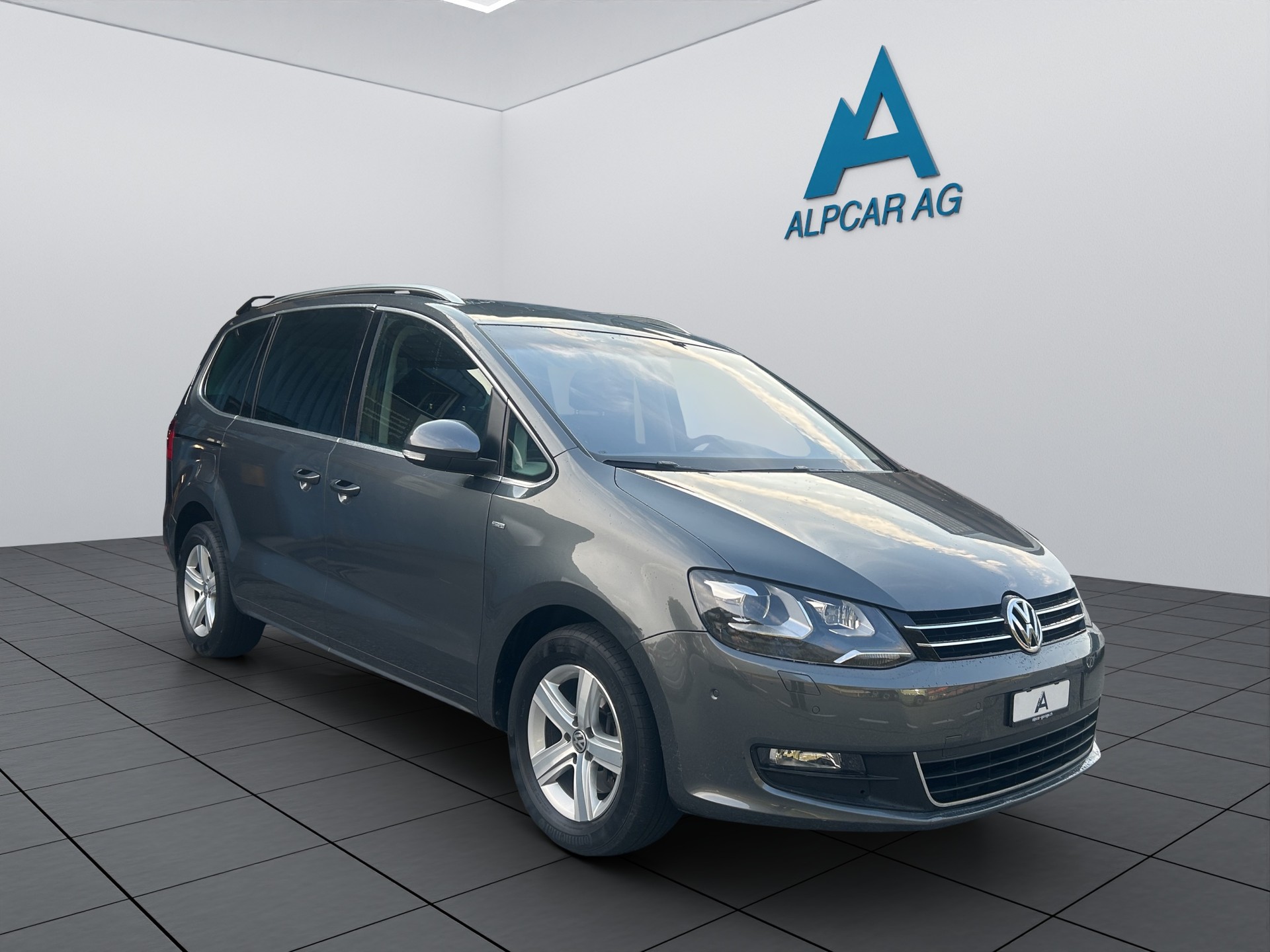 VW Sharan 2.0 TDI 4x4-image-8