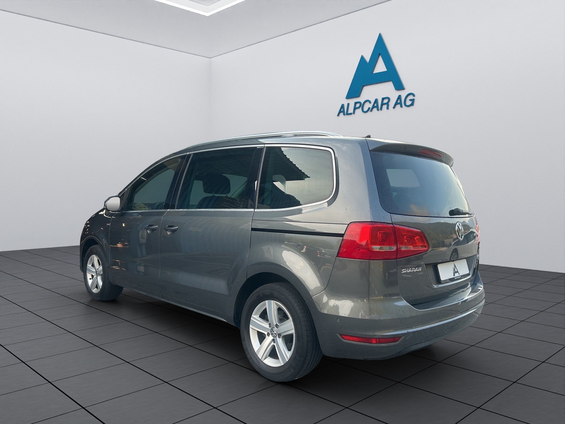 VW Sharan 2.0 TDI 4x4-image-4