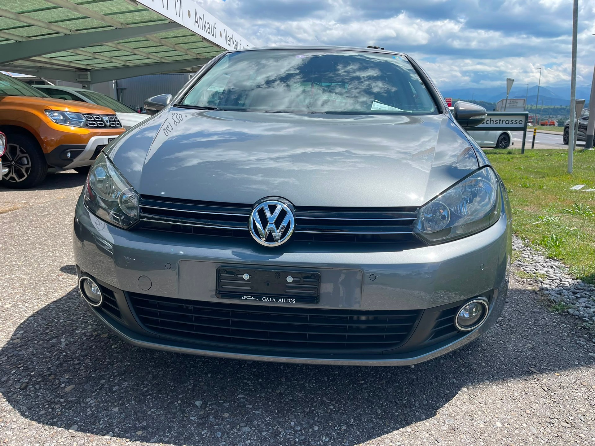 VW Golf 1.4 TSI Trendline DSG-image-1