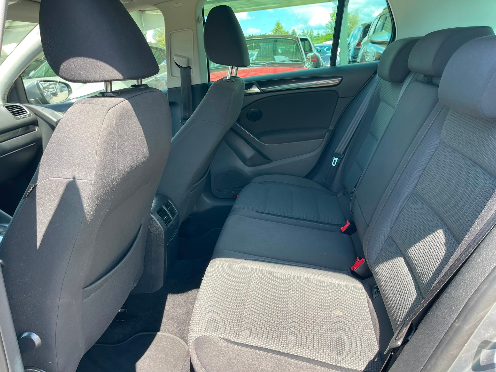 VW Golf 1.4 TSI Trendline DSG-image-10