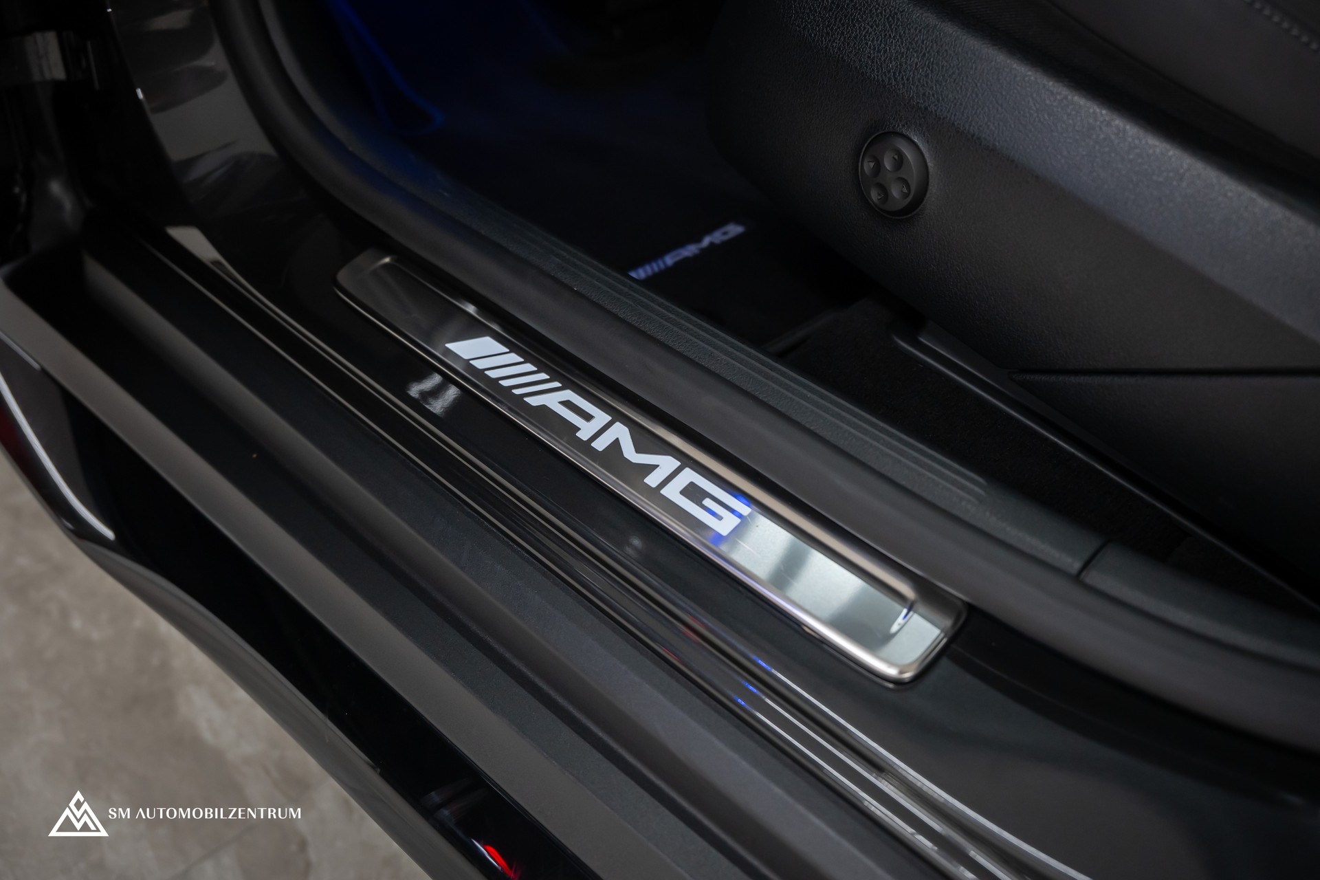 MERCEDES-BENZ GLC 63 AMG S E Performance Executive Edition / Aero / Panorama / 360° / Head-Up / Burmester-image-29