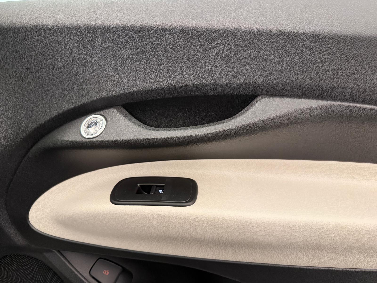 FIAT 500 La Prima-image-17