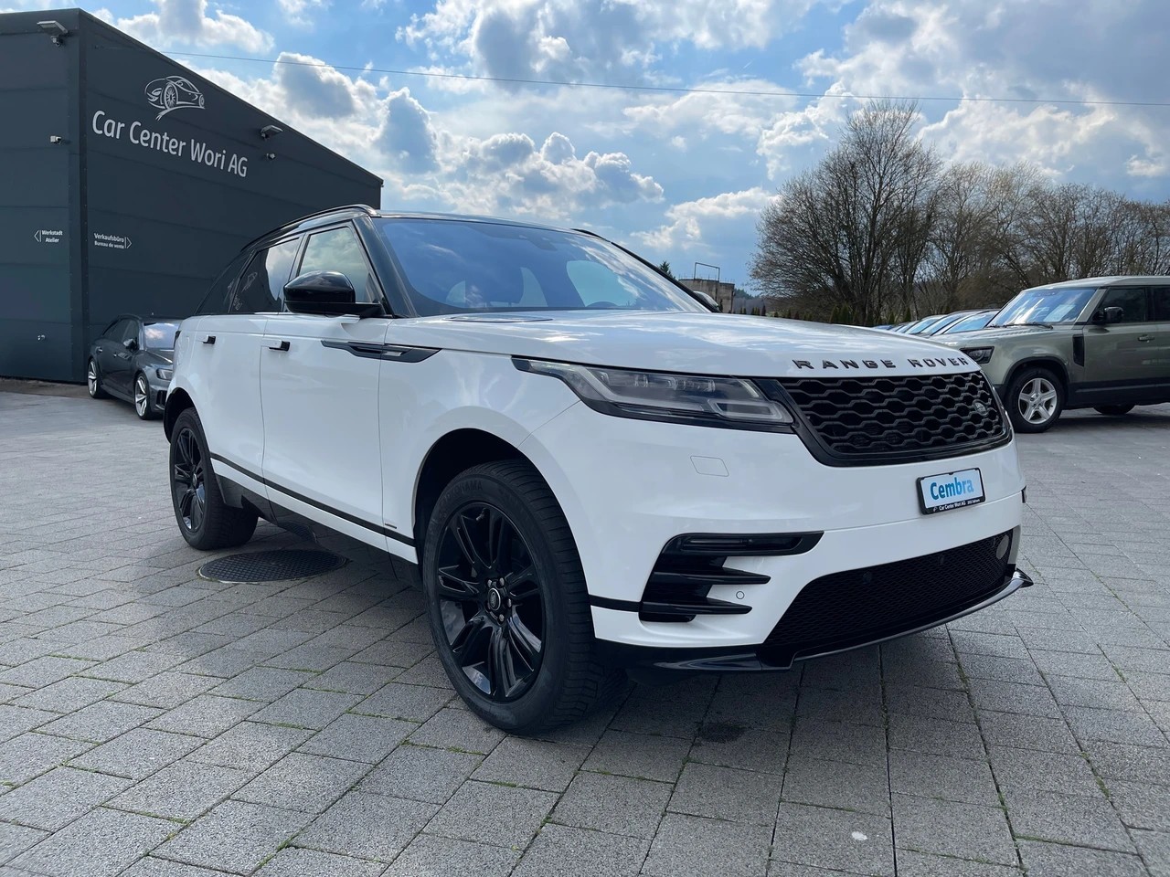 LAND ROVER Range Rover Velar R-Dynamic D 180 S Automatic-image-5