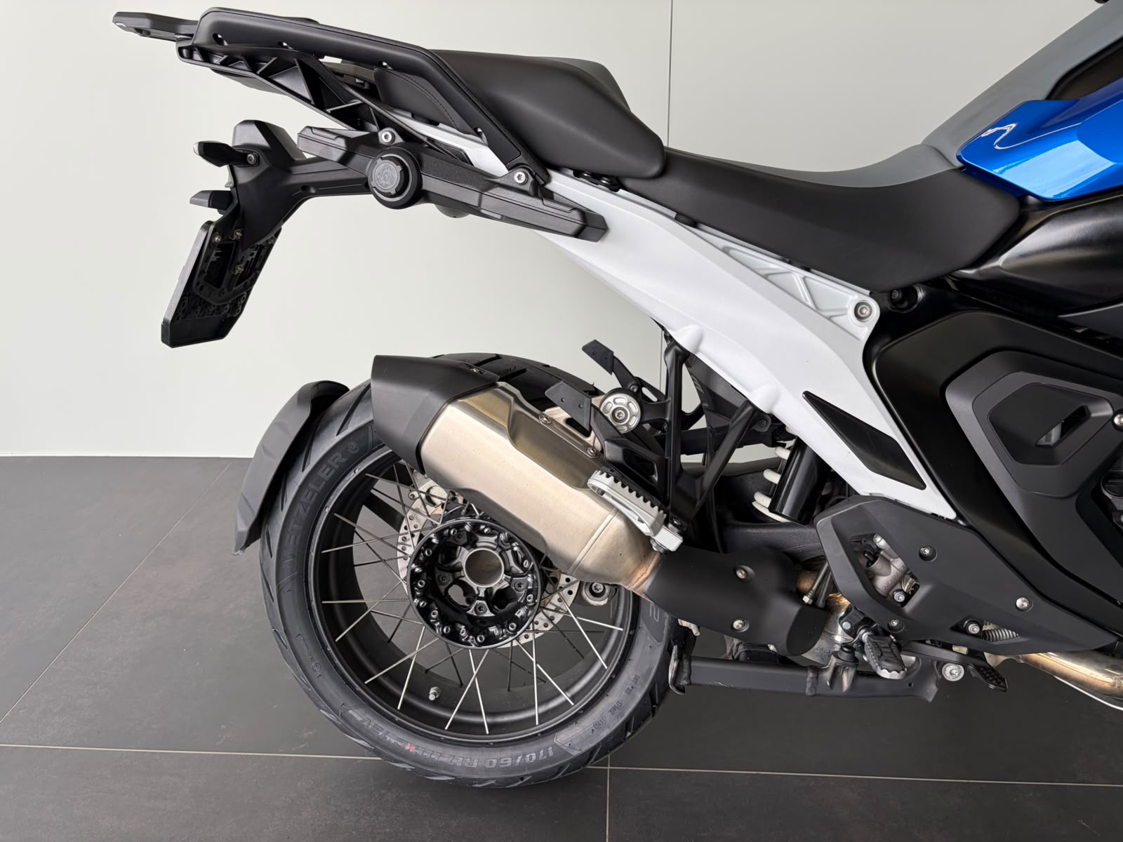 BMW R 1300 GS-image-9