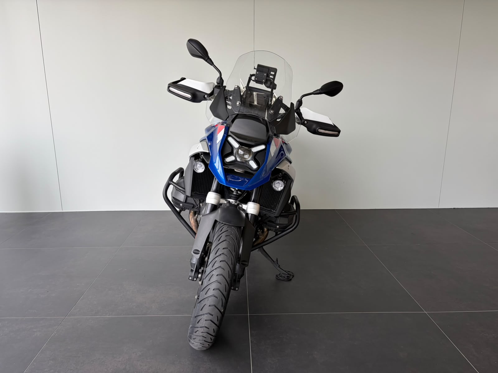 BMW R 1300 GS-image-2