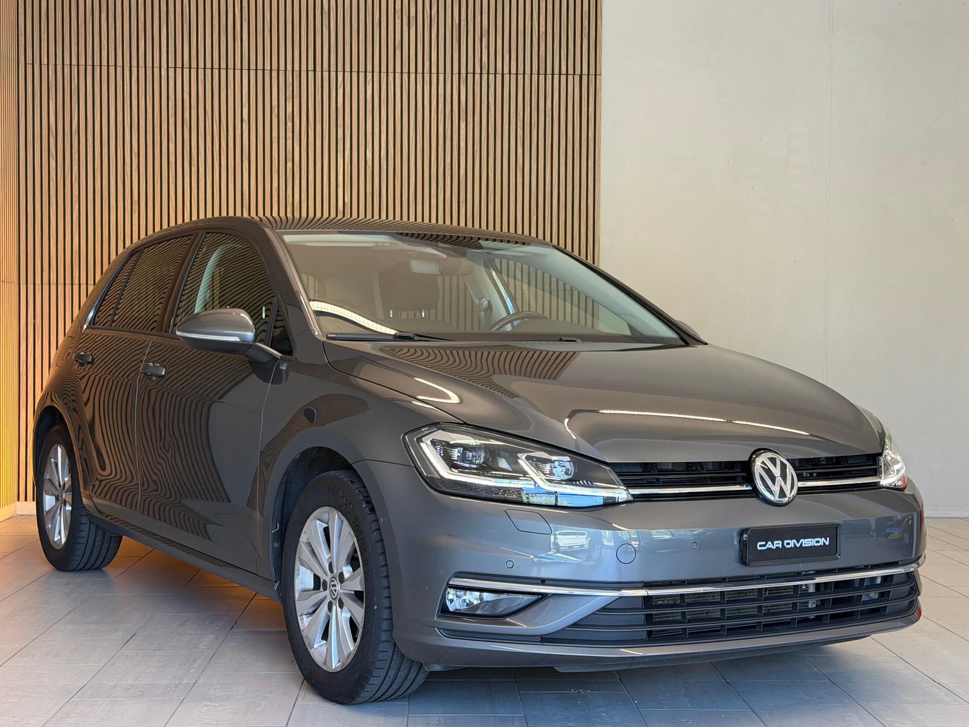 VW Golf 1.0 TSI Comfortline DSG-showroom-element-3