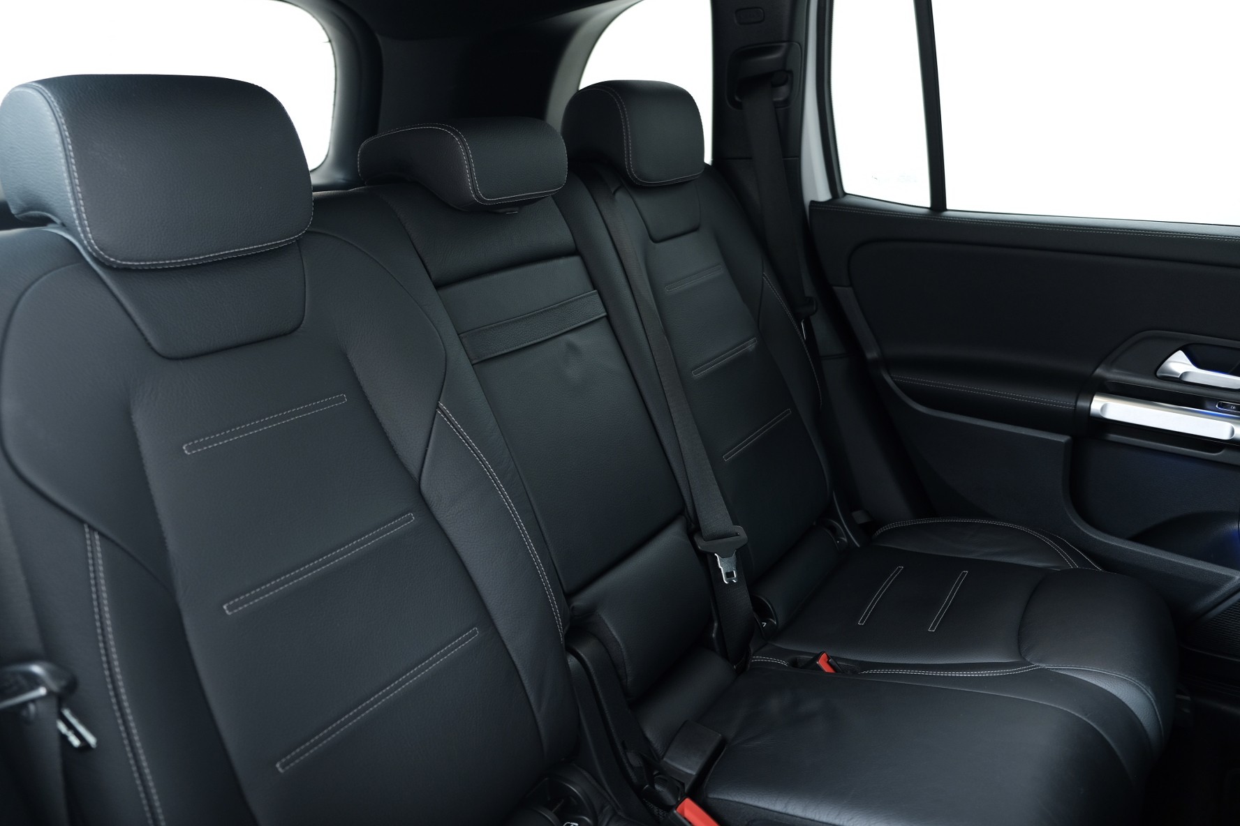 MERCEDES-BENZ GLB 250 AMG Line 4Matic X247-image-11