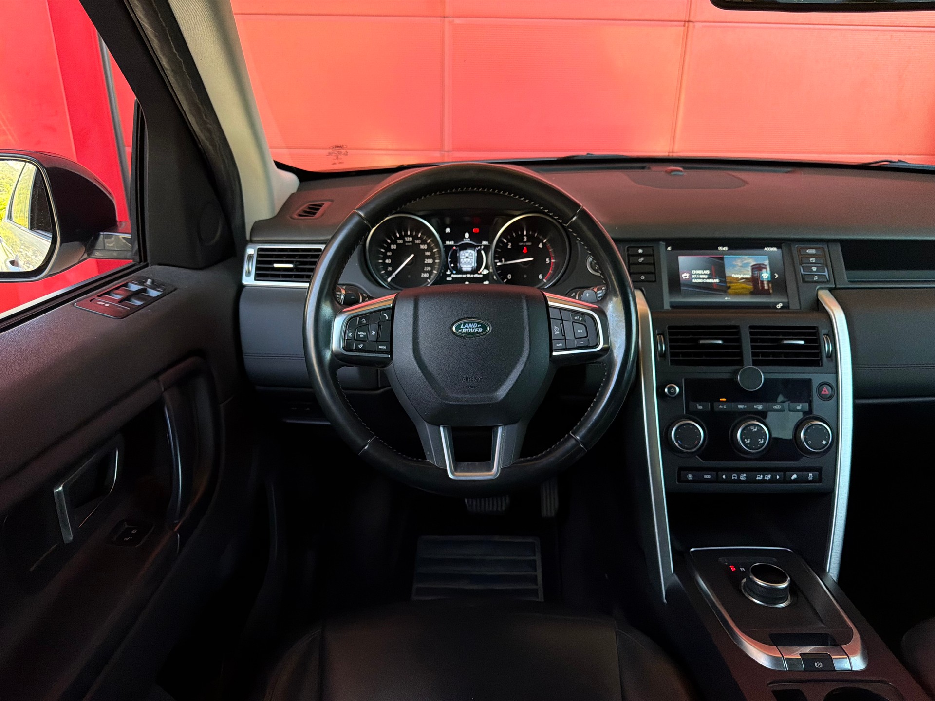 LAND ROVER Discovery Sport 2.0 TD4 SE AT9 *CH-Fahrzeug*-image-7
