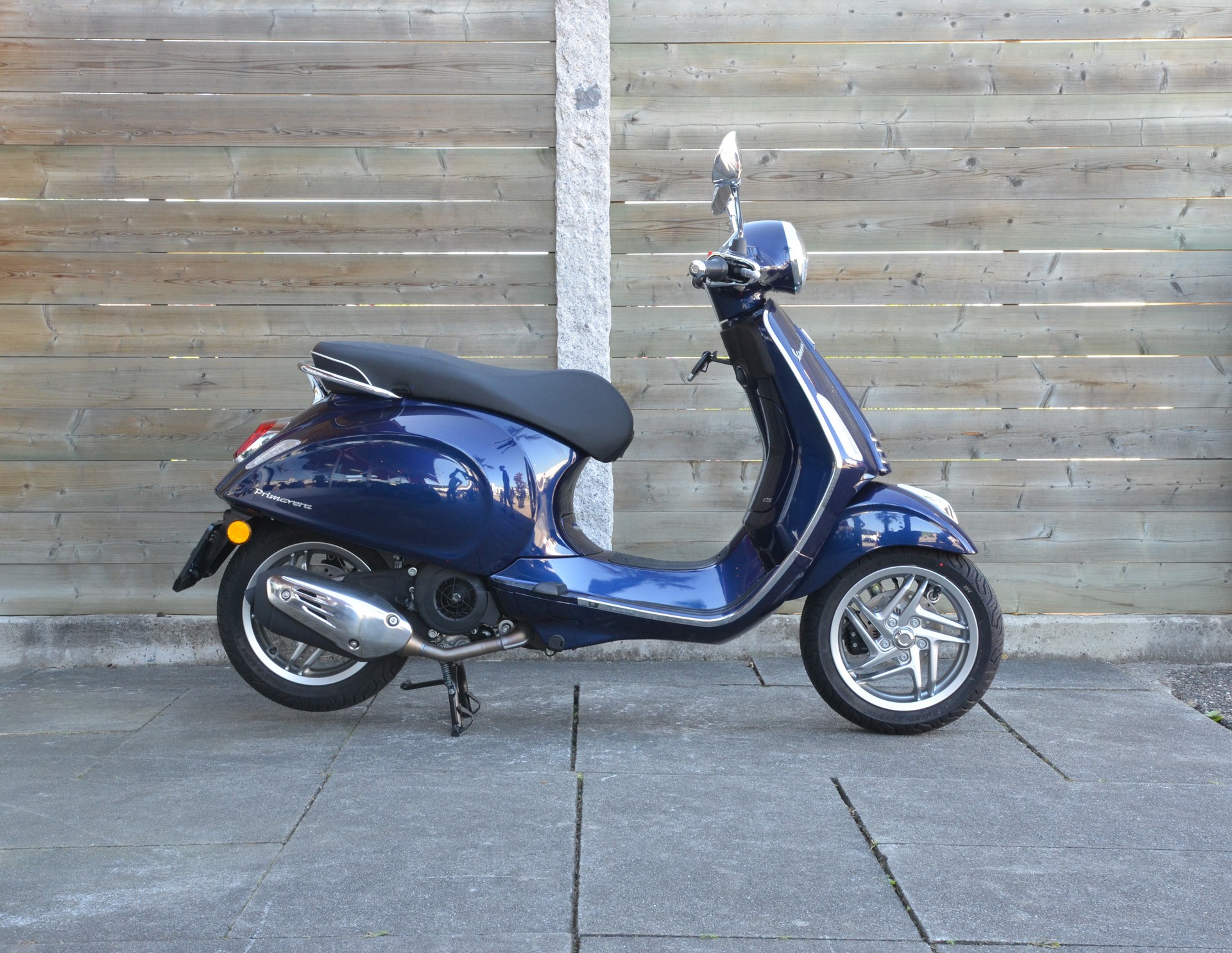 PIAGGIO Vespa 125 Primavera-image-0