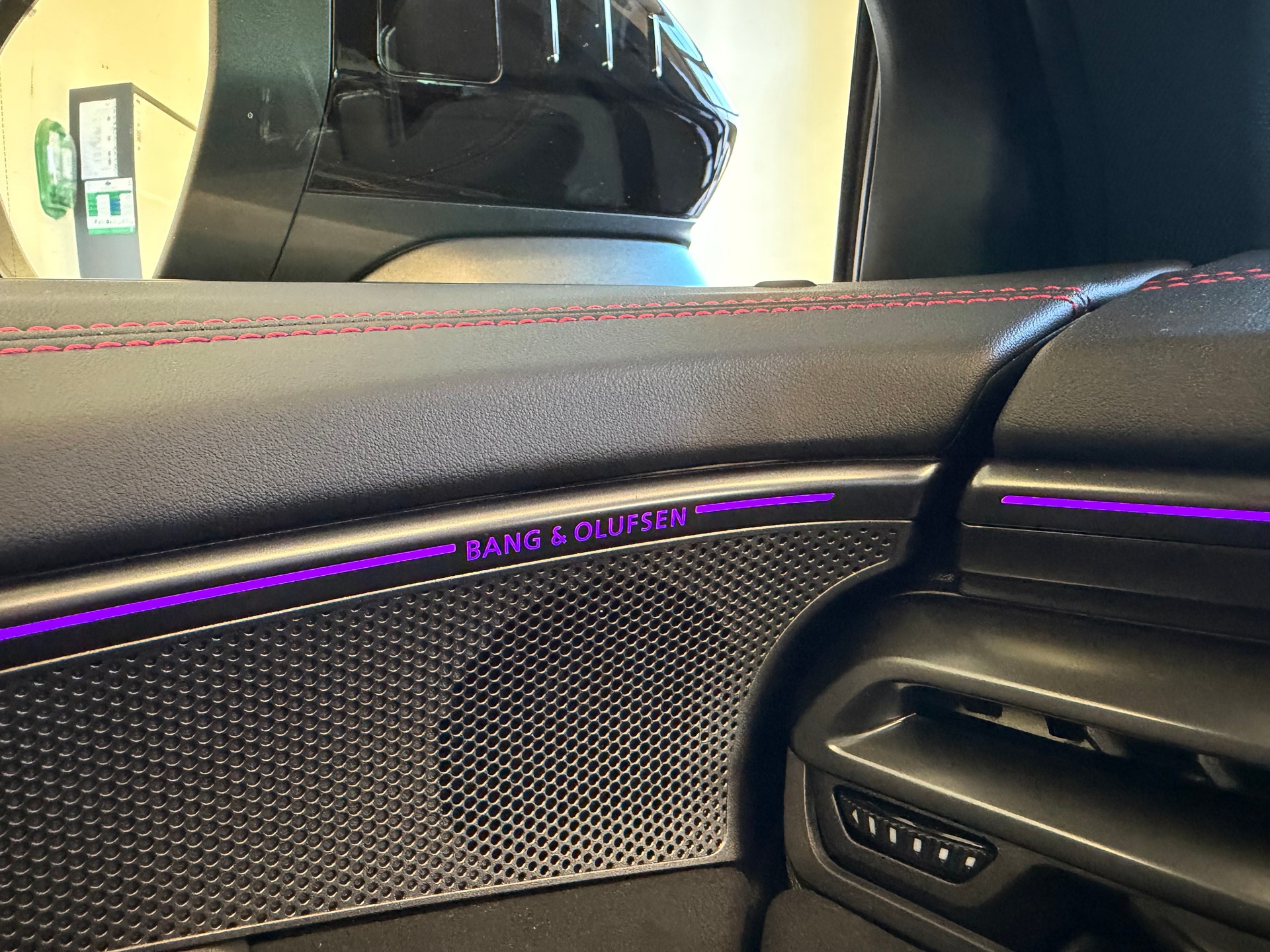 AUDI RS 5 Limousine, CH Typenschein, V-Max Anhebung, Tech pro Paket, Head up Display, OLED-image-26