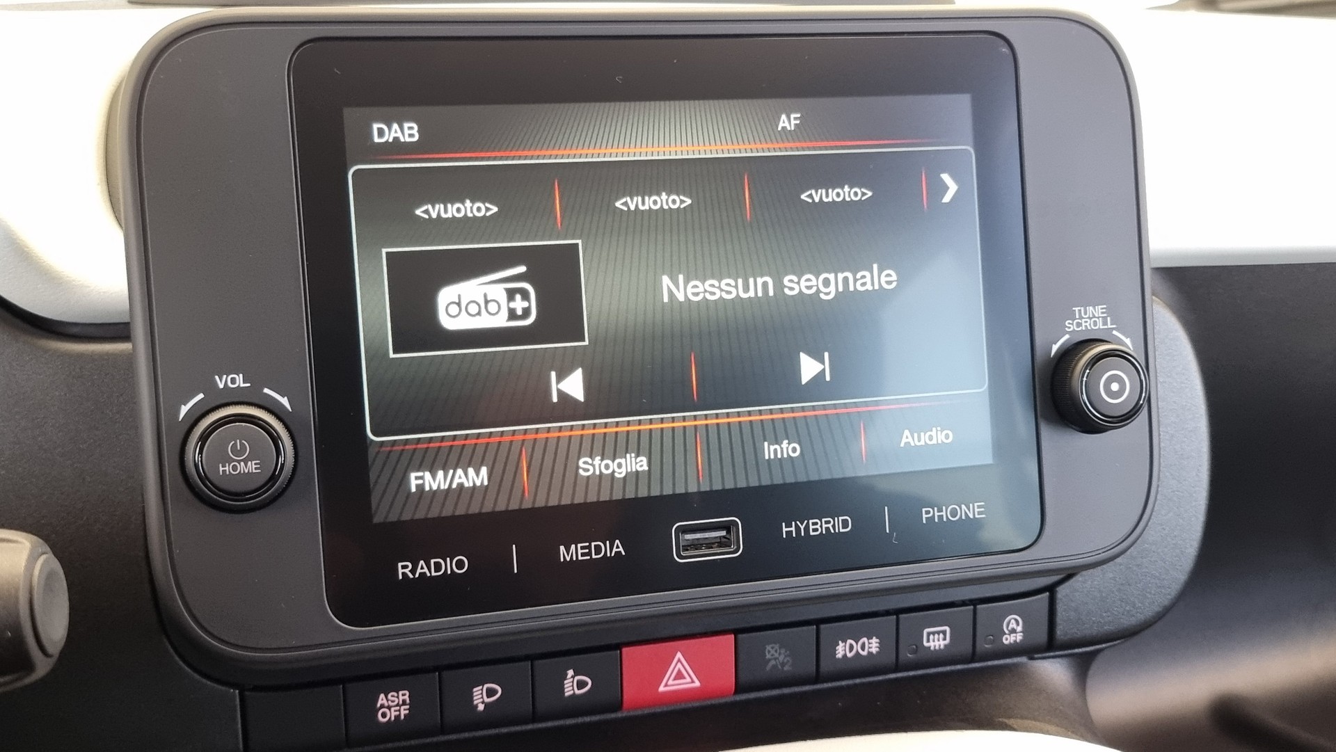 FIAT Panda1.0 Hybrid Cross-image-14