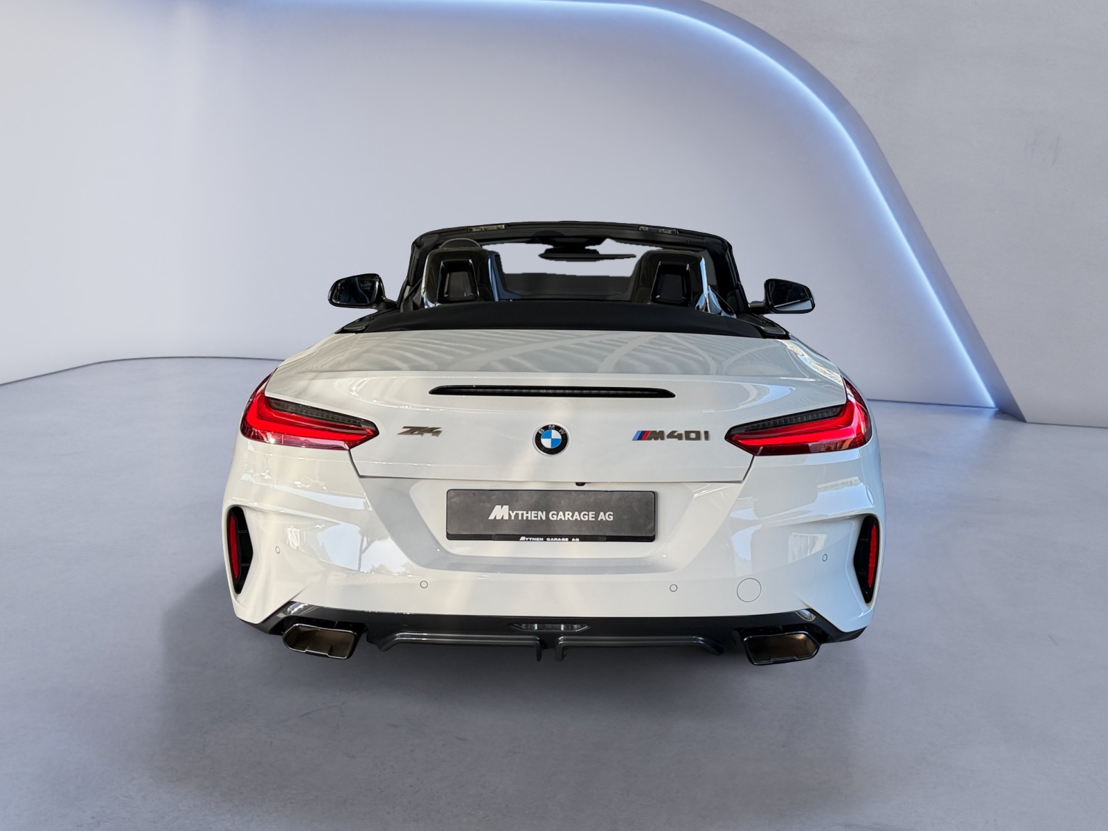 BMW Z4 M40i-showroom-element-3