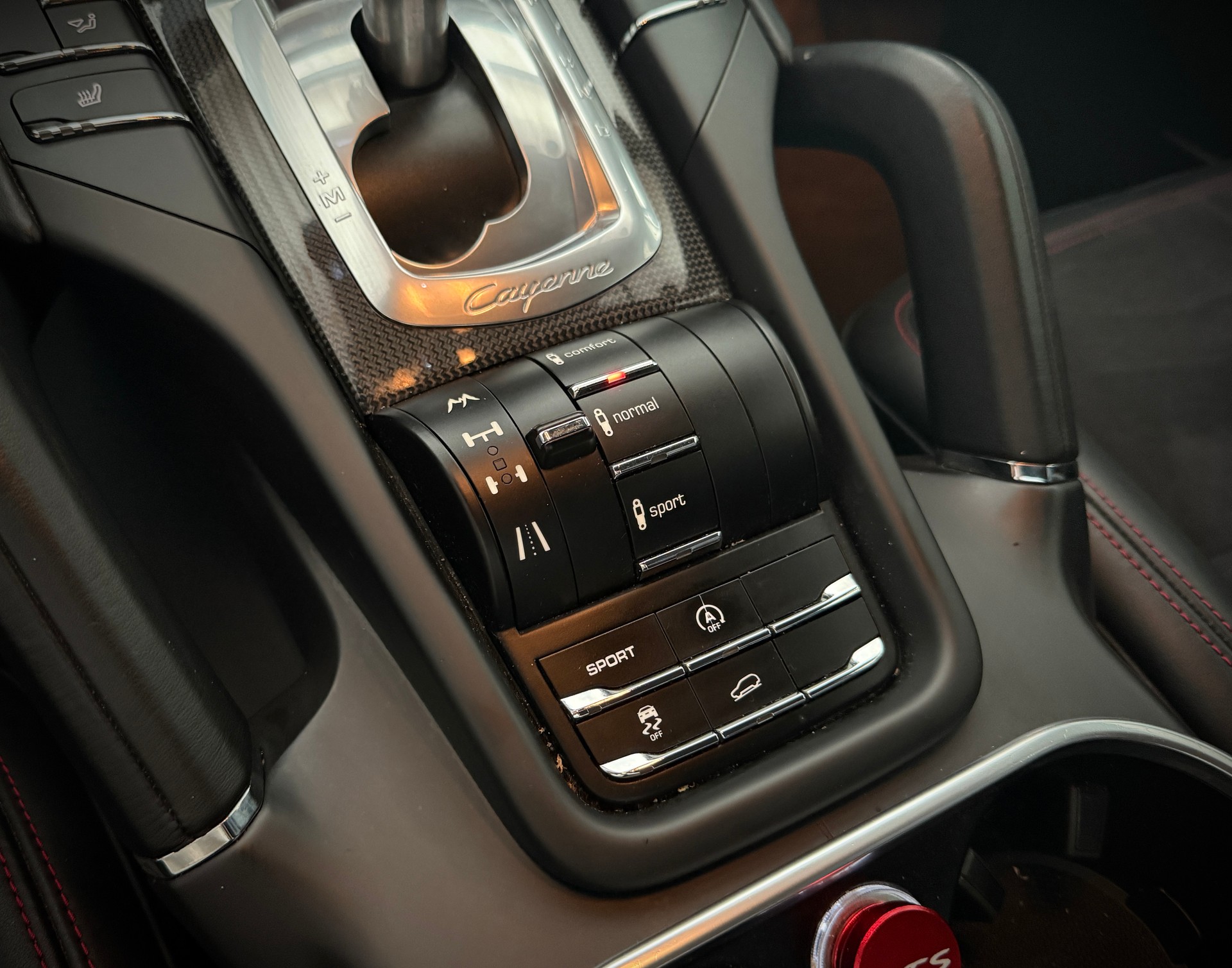 PORSCHE Cayenne GTS-image-11