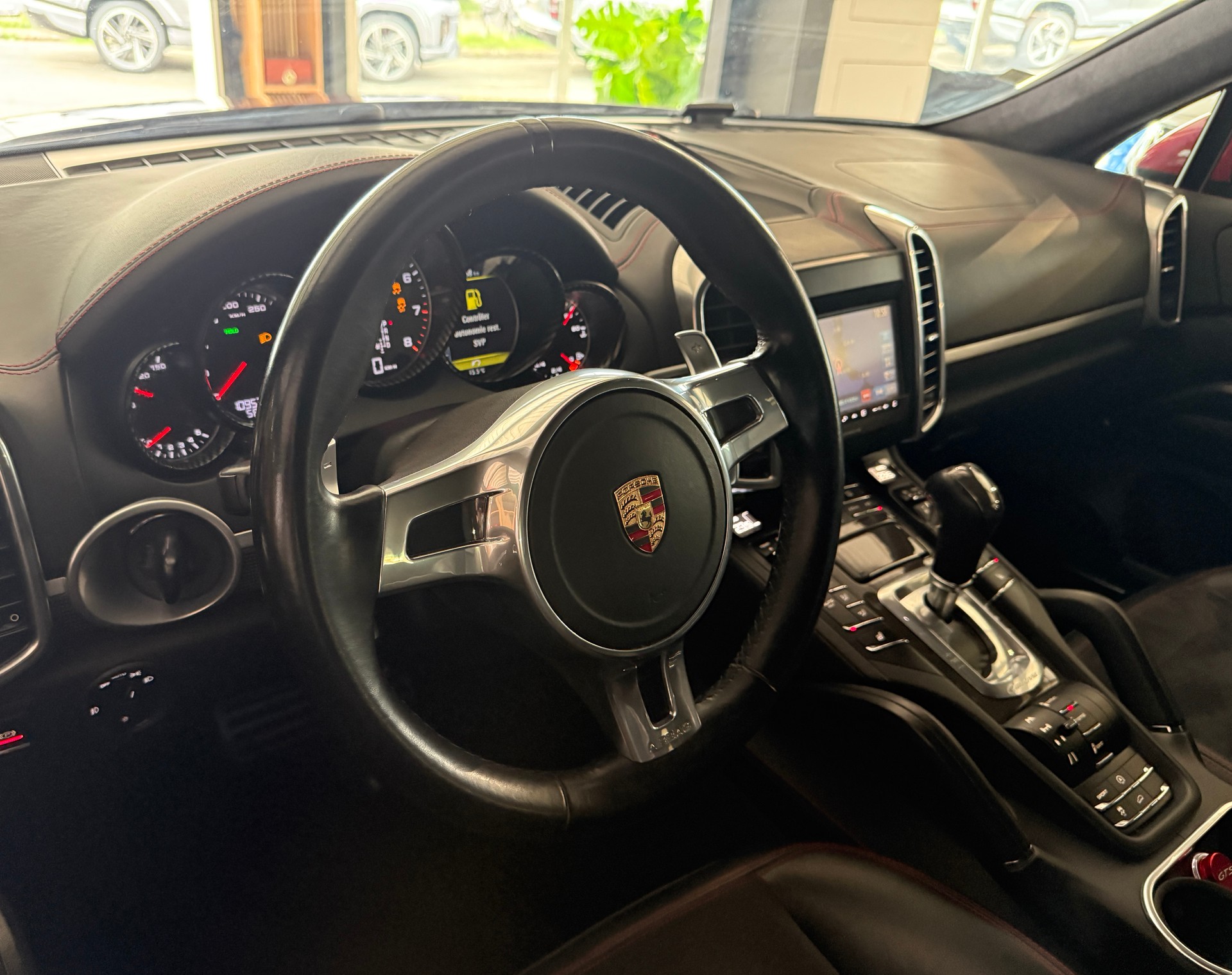 PORSCHE Cayenne GTS-image-9