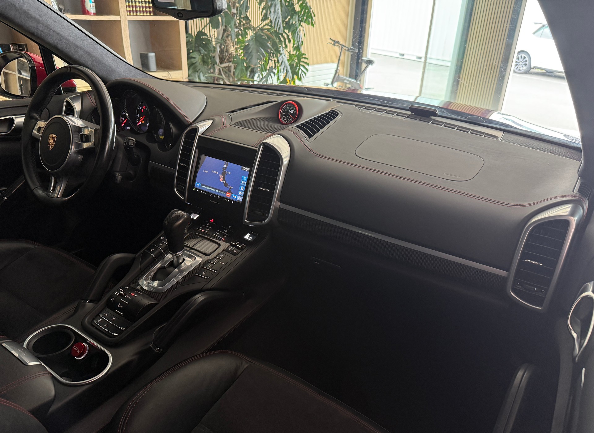 PORSCHE Cayenne GTS-image-12
