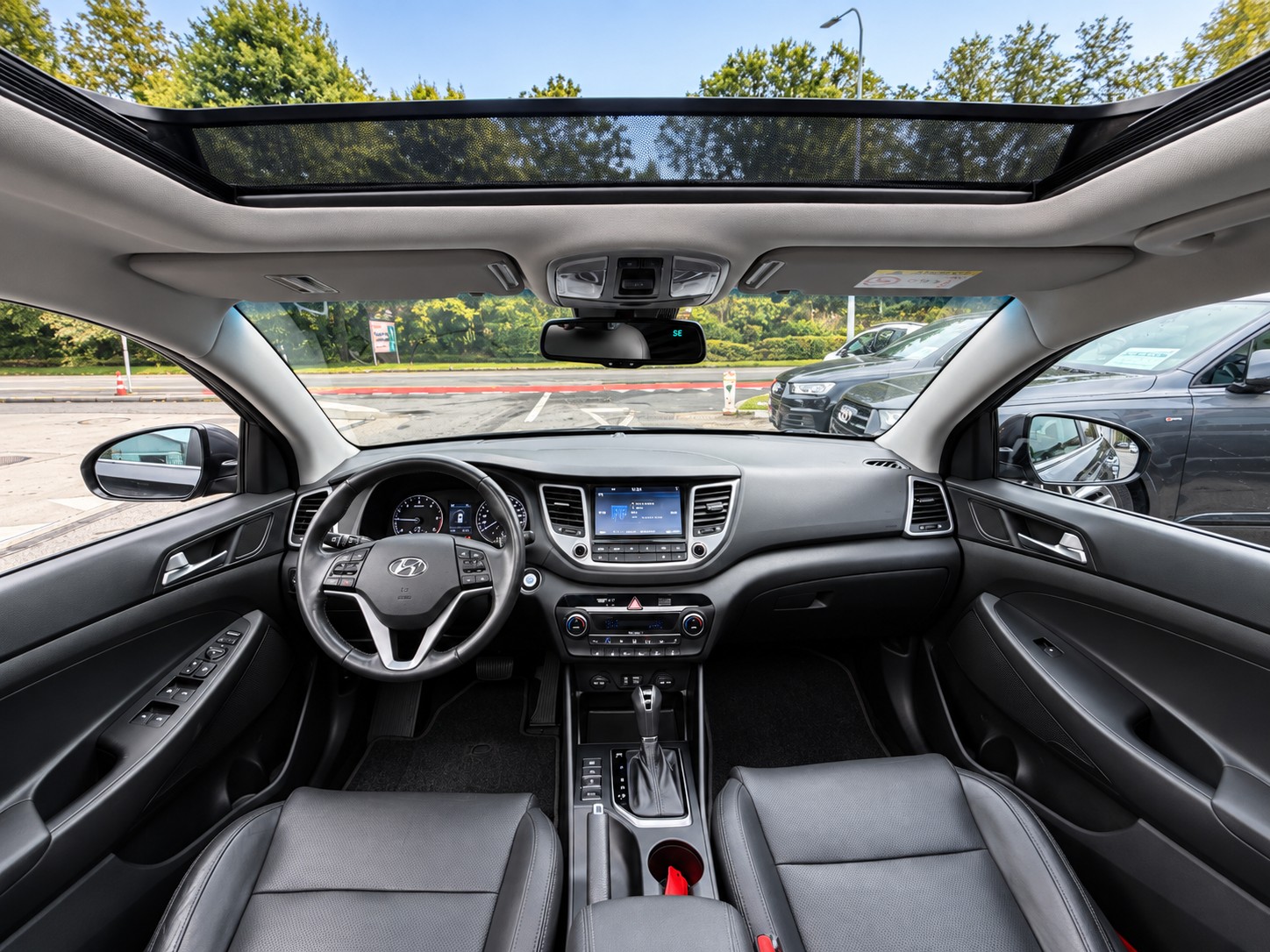 HYUNDAI Tucson 2.0 CRDI Vertex 4WD Automatic-image-18