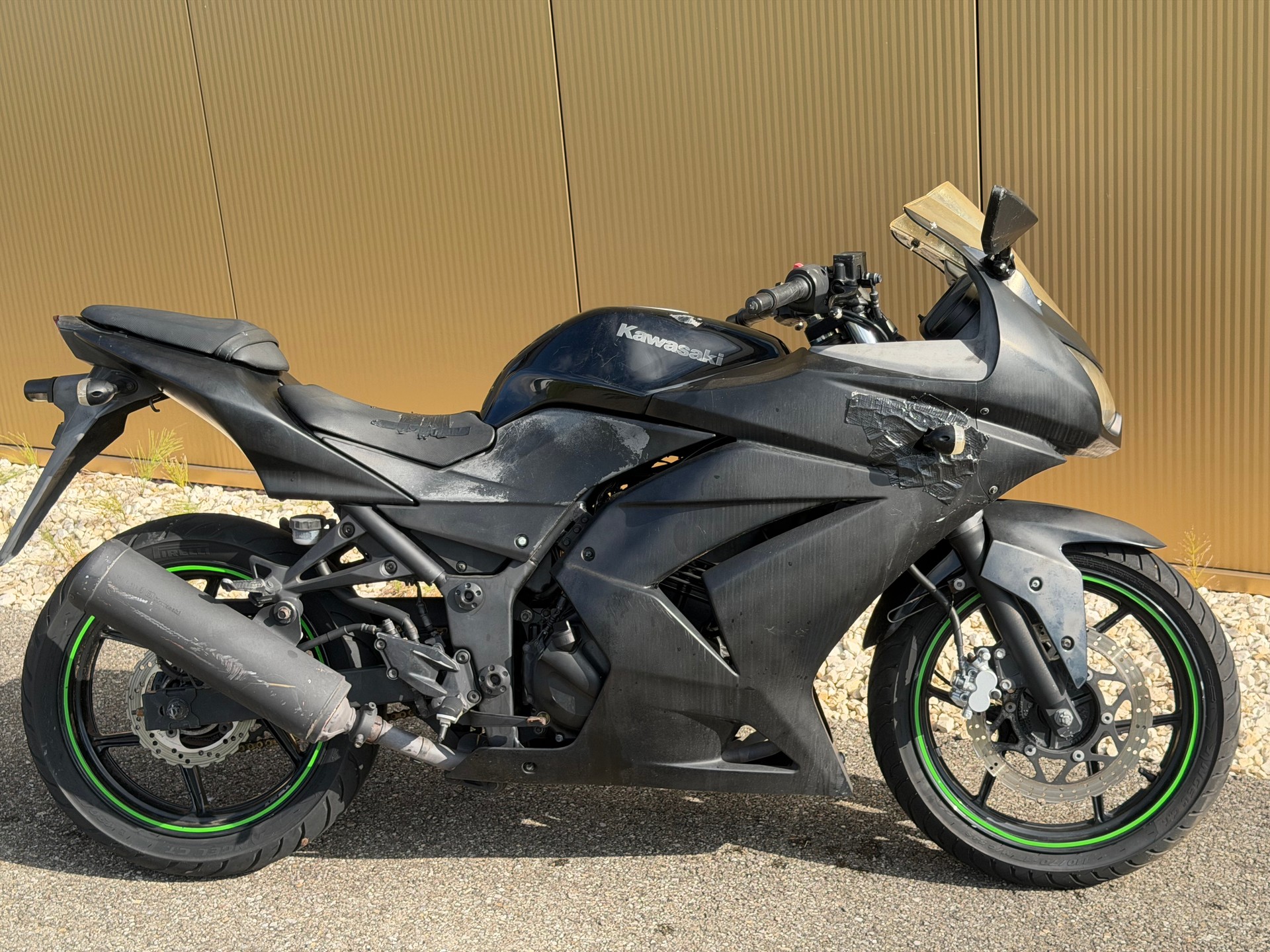 KAWASAKI Ninja 250 R-image-3