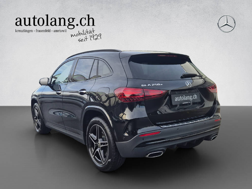 MERCEDES-BENZ GLA 250 e AMG Line-showroom-element-3