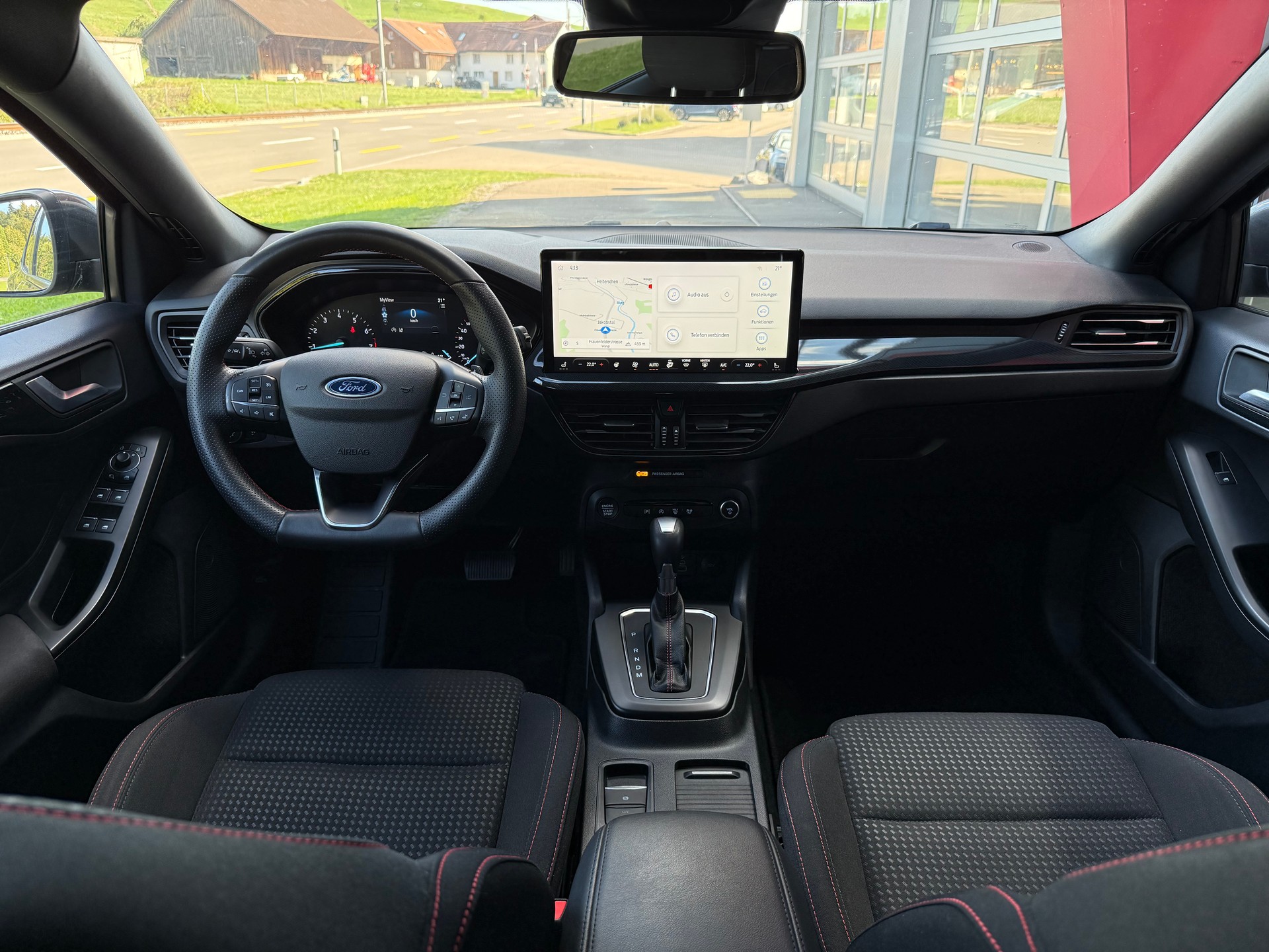 FORD Focus 1.0 MHEV ST-Line LEASING AB 245.66 CHF / MONAT-image-5