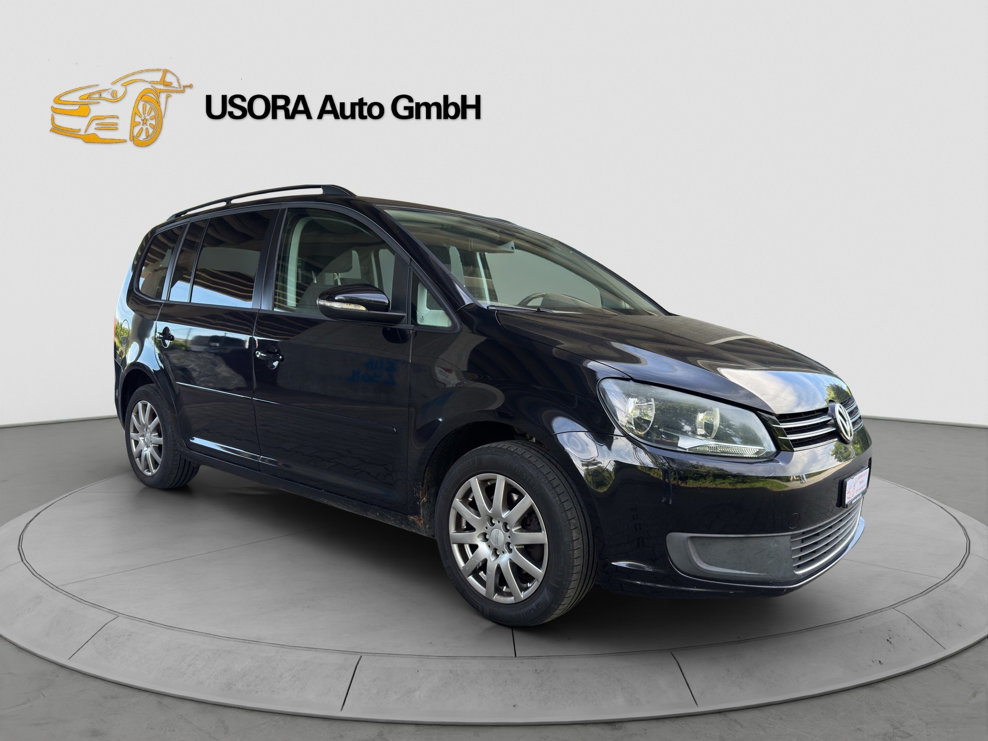 VW TOURAN-image-2