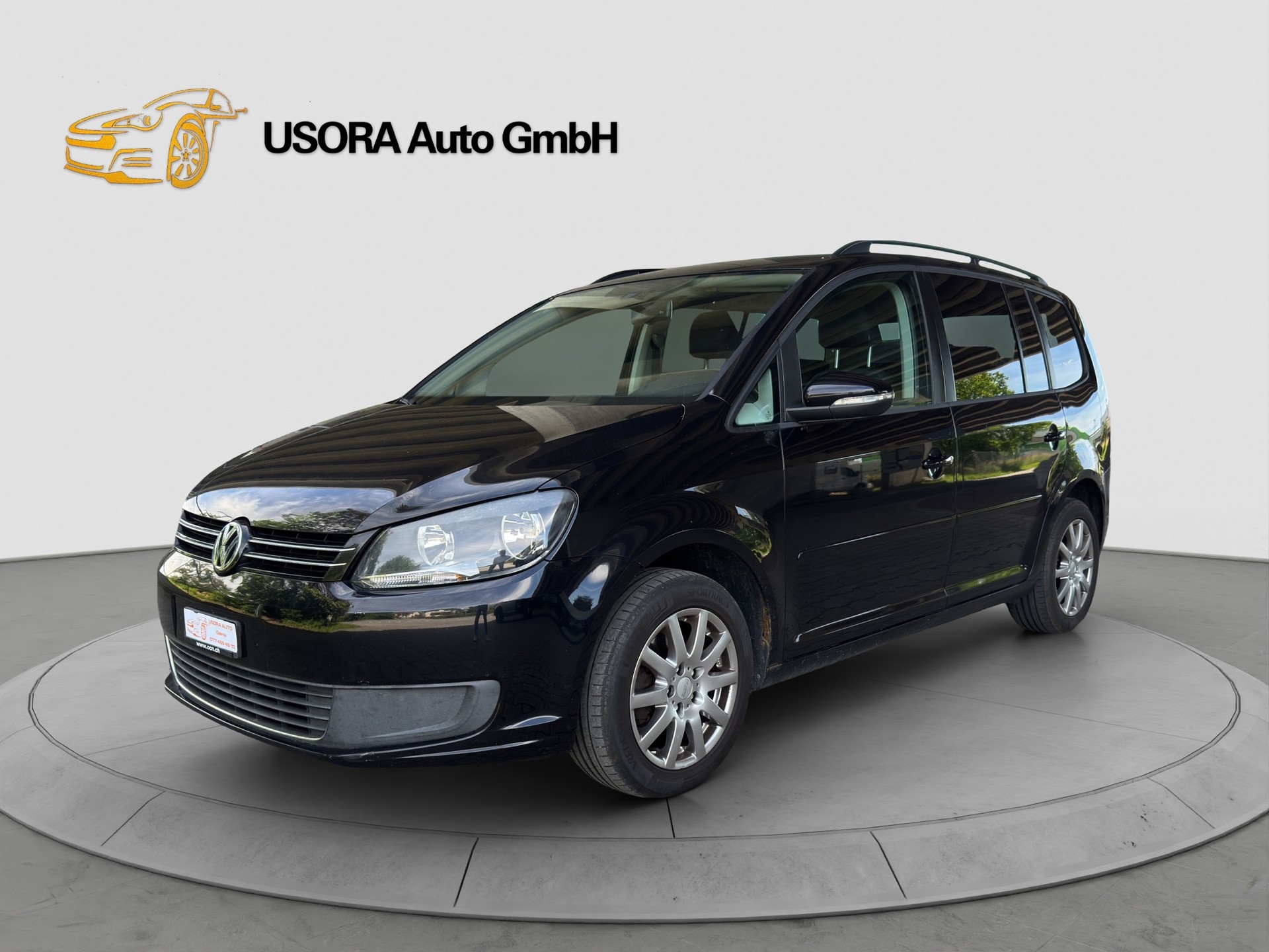 VW TOURAN-image-1