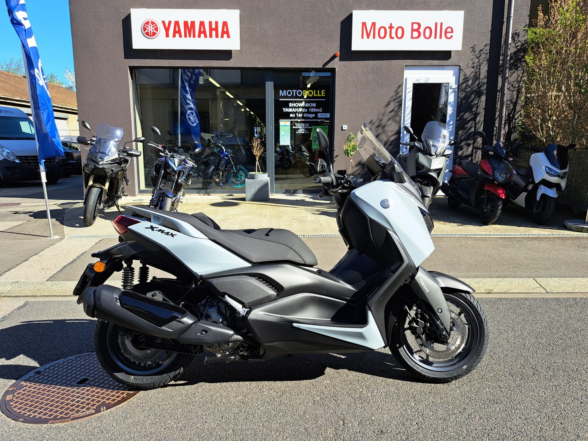 YAMAHA X-Max 300 Tech Max-image-0