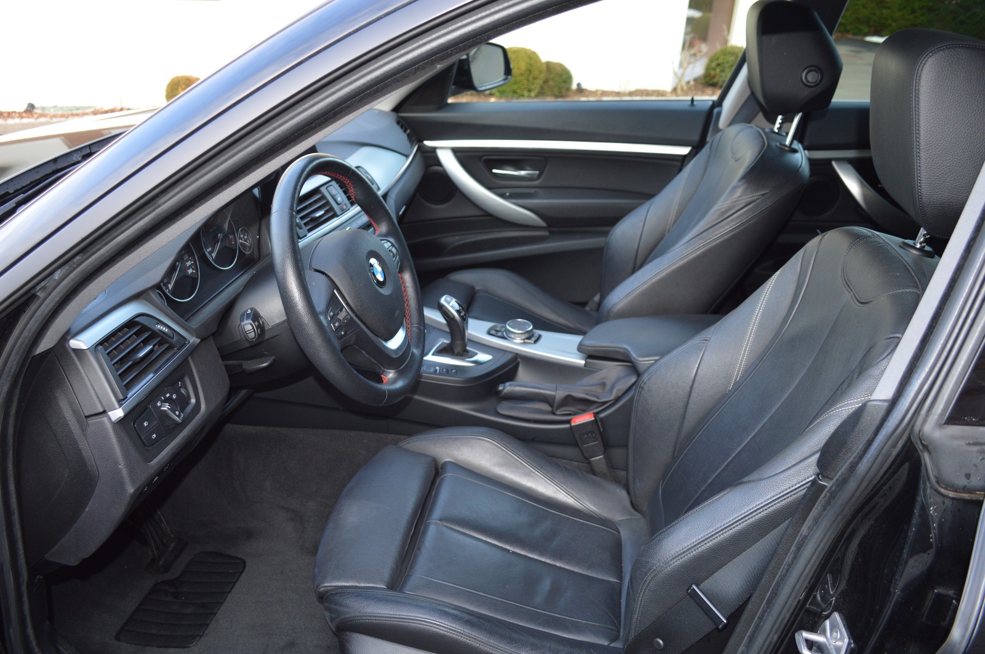 BMW 335i GT xDrive Sport Line Steptronic-image-5