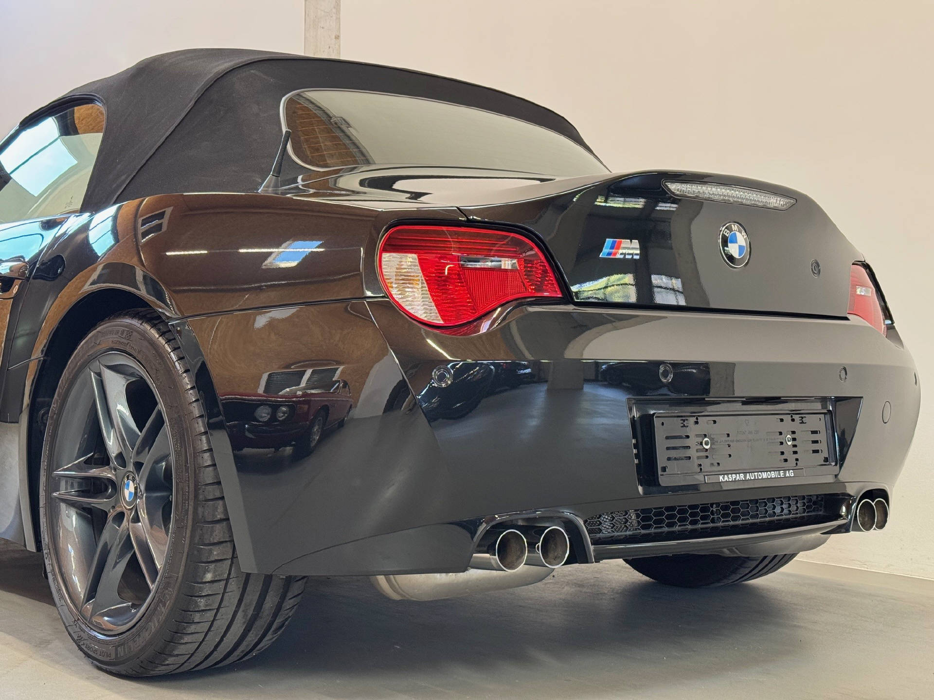 BMW Z4 M Roadster-image-13