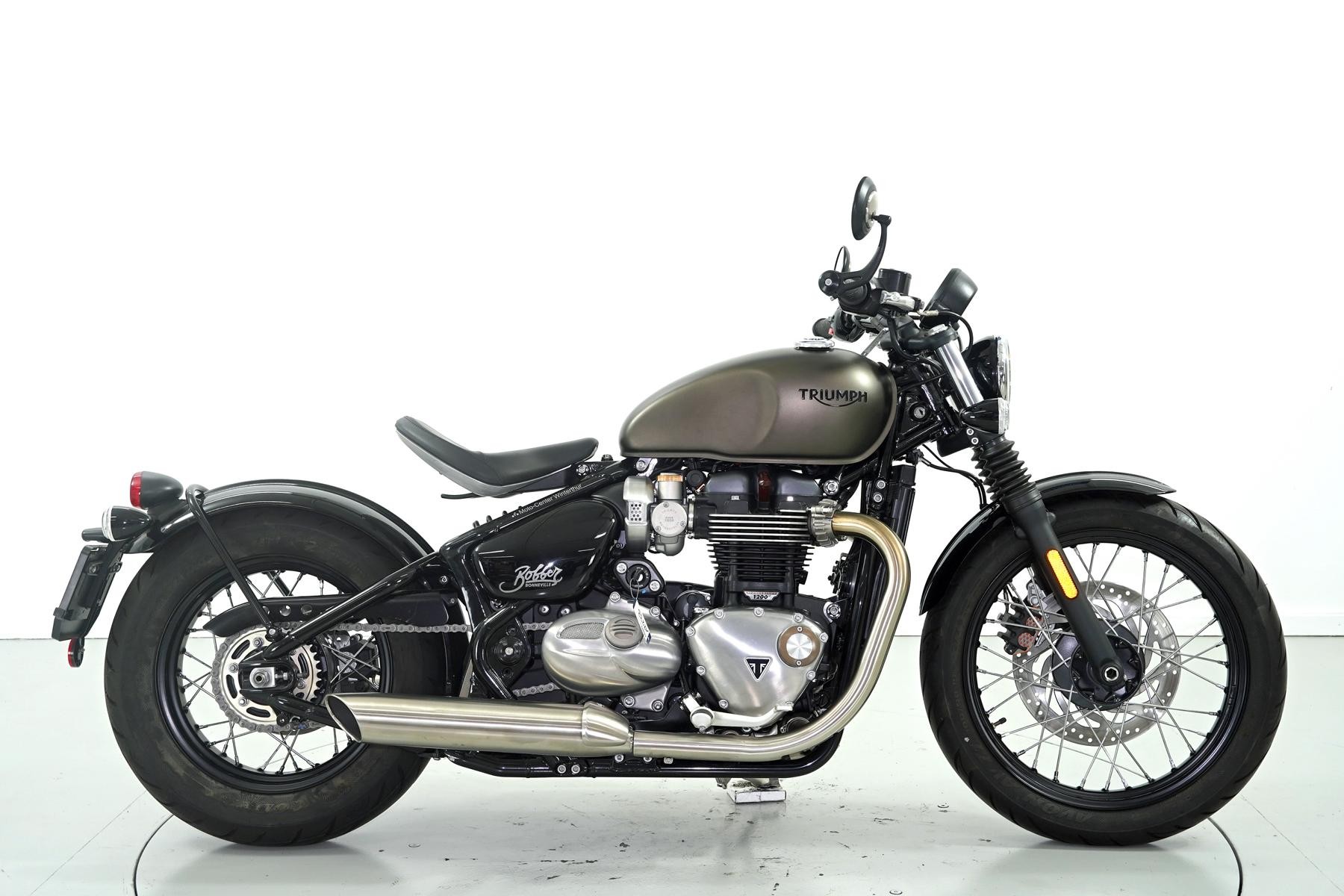 TRIUMPH Bonneville 1200 Bobber ABS-showroom-element-3
