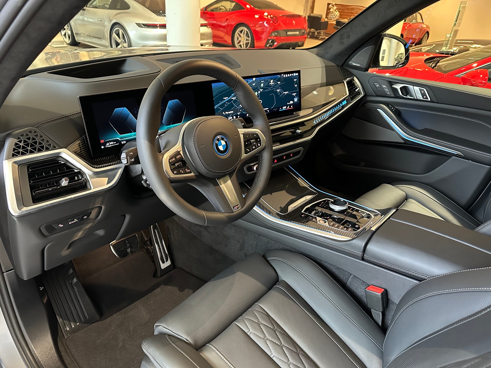 BMW X5 xDrive 50e M Sport Pro Individual-image-7