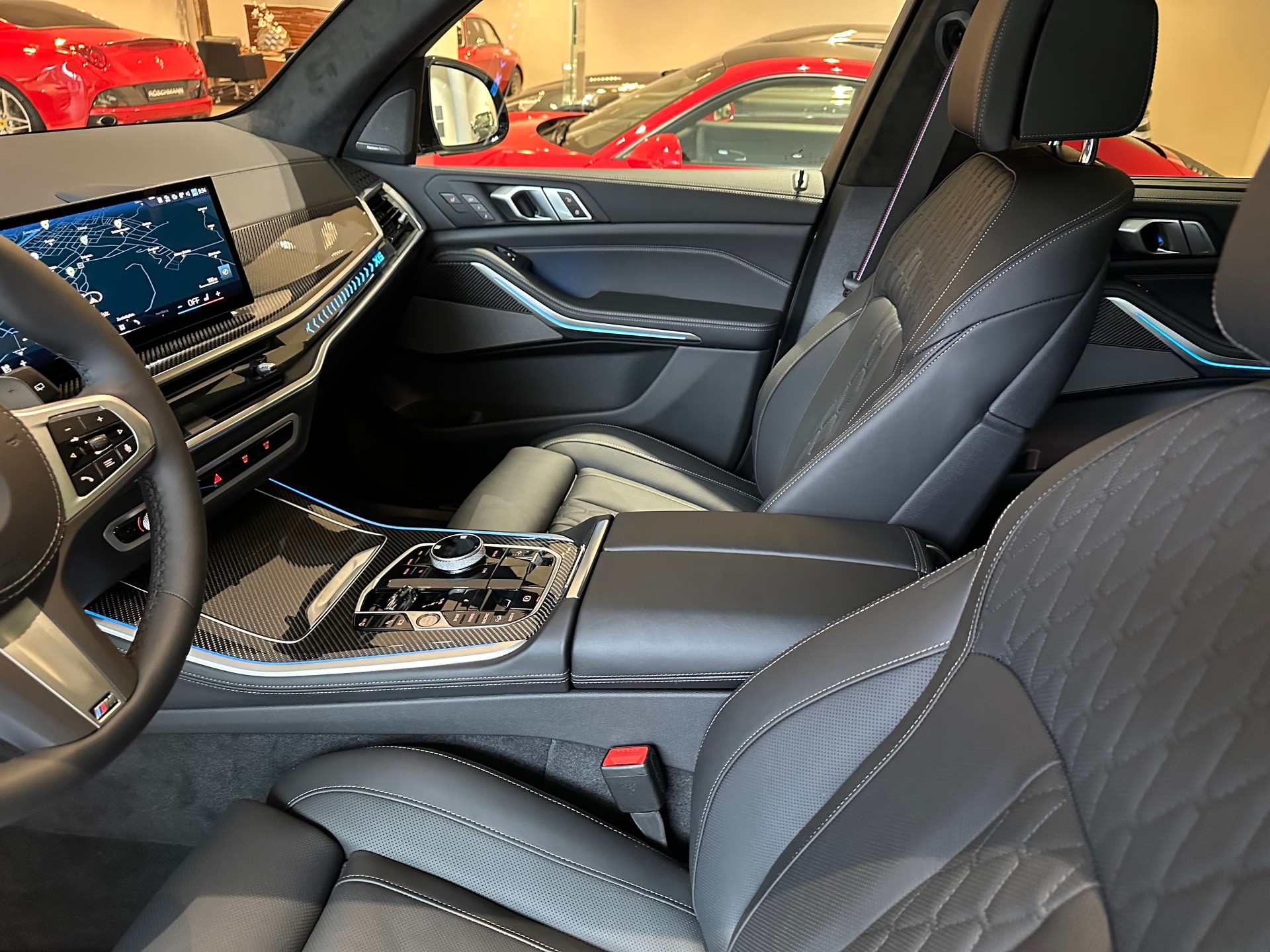 BMW X5 xDrive 50e M Sport Pro Individual-image-9