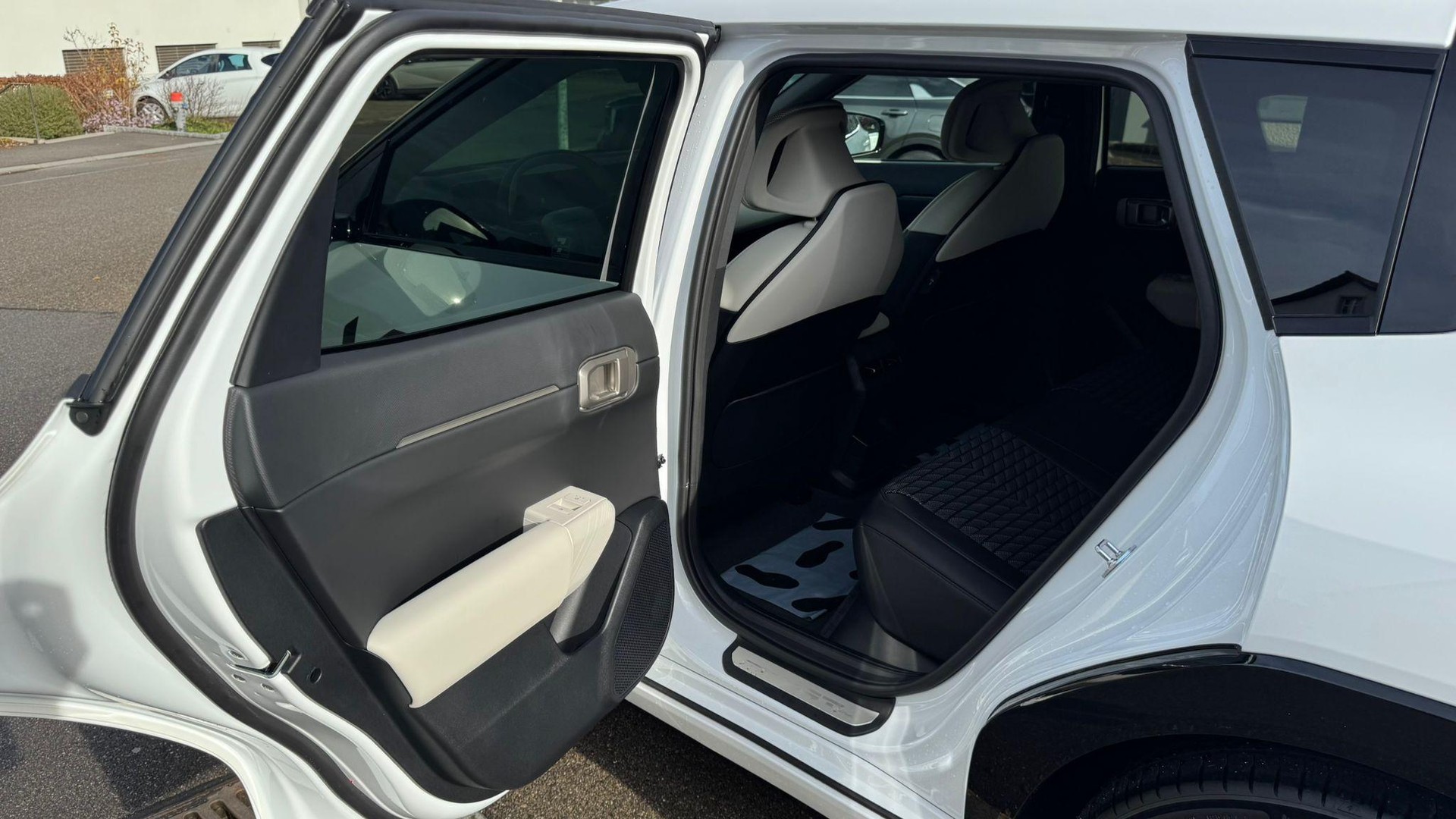KIA EV4 81 kWh GT-Line-image-11