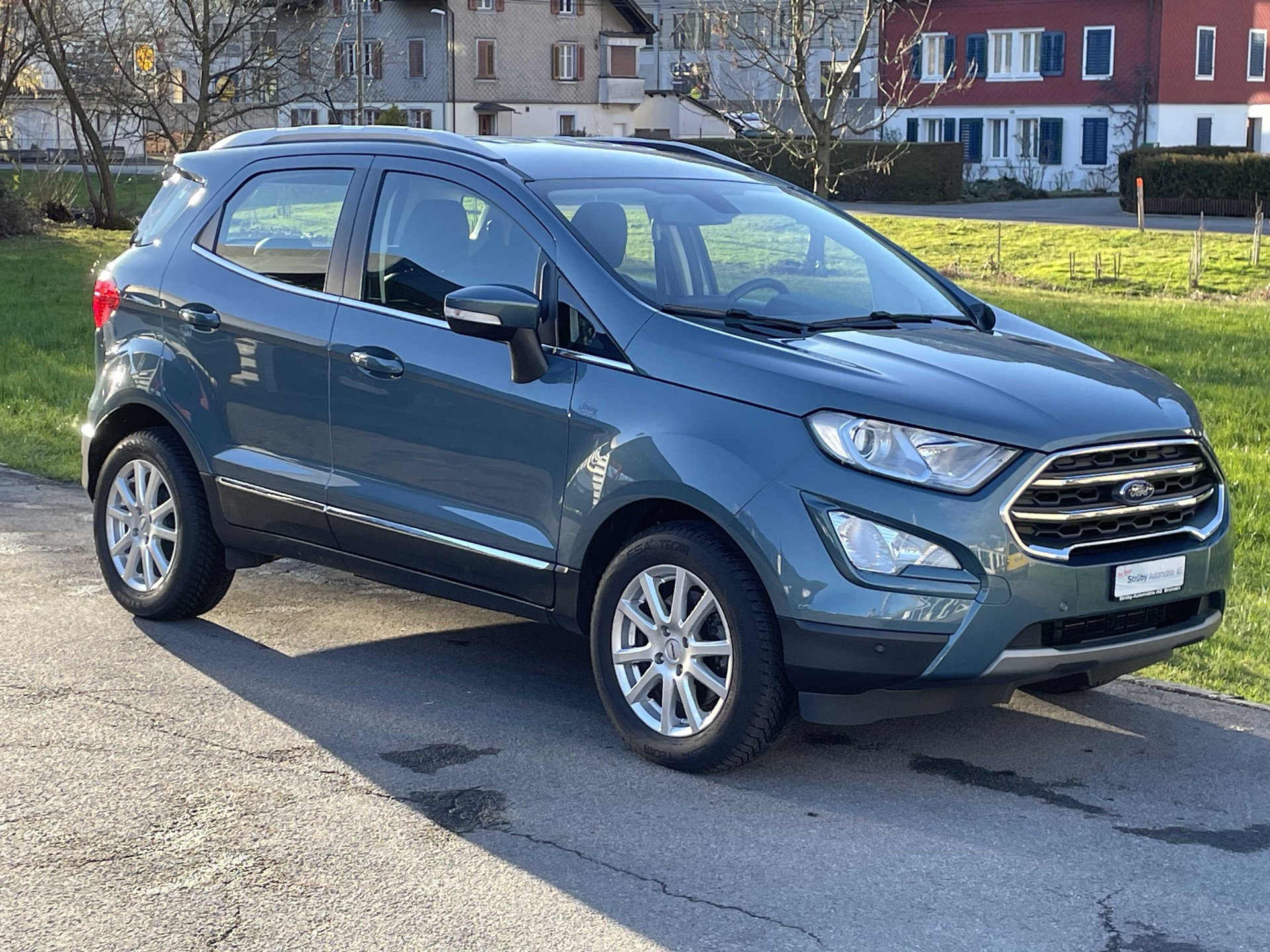 FORD EcoSport 1.0 EcoB Titanium-image-7