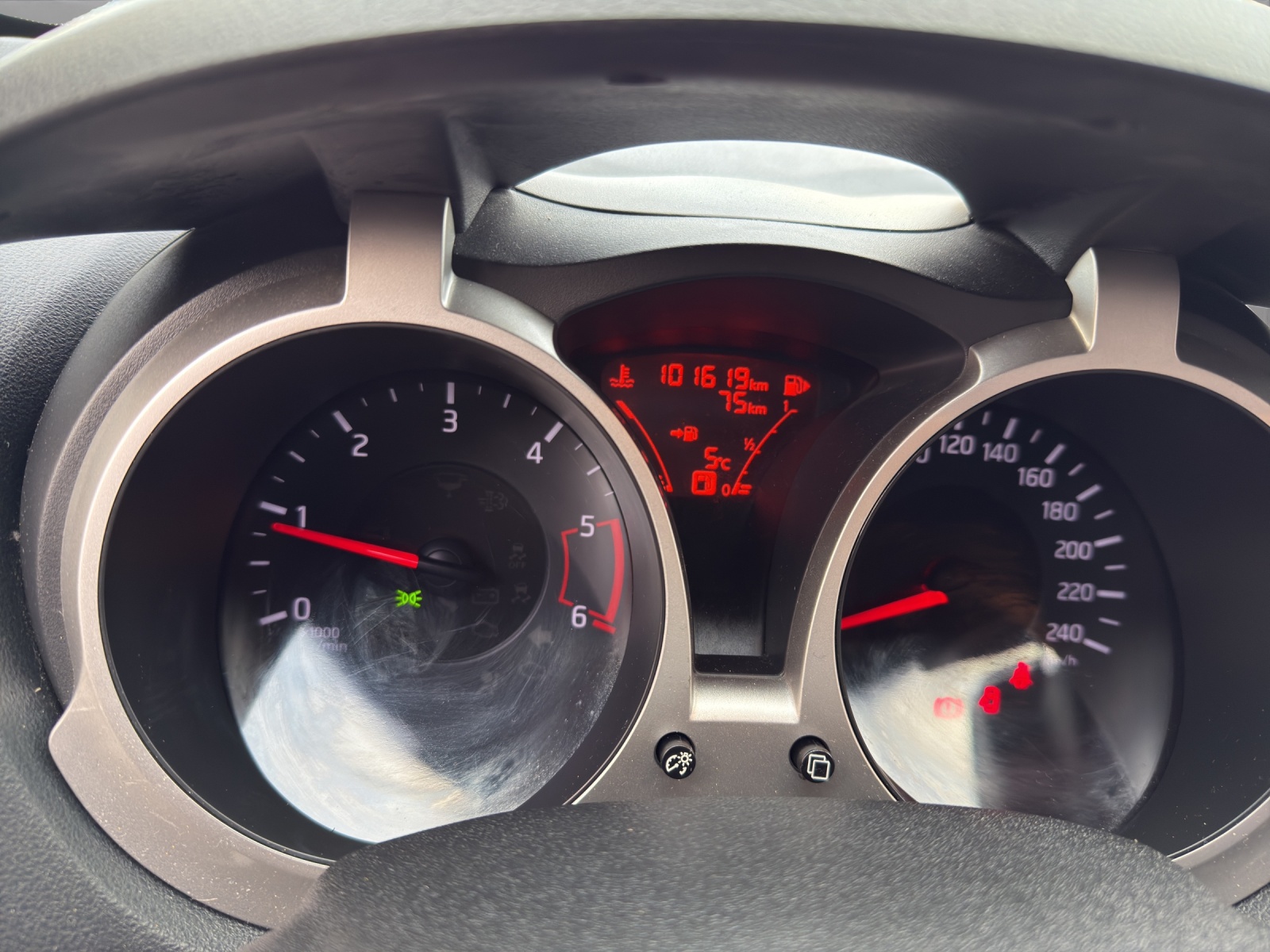 NISSAN Juke 1.5 dCi acenta-image-10