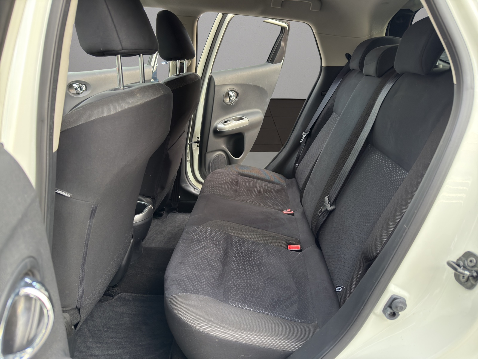 NISSAN Juke 1.5 dCi acenta-image-12