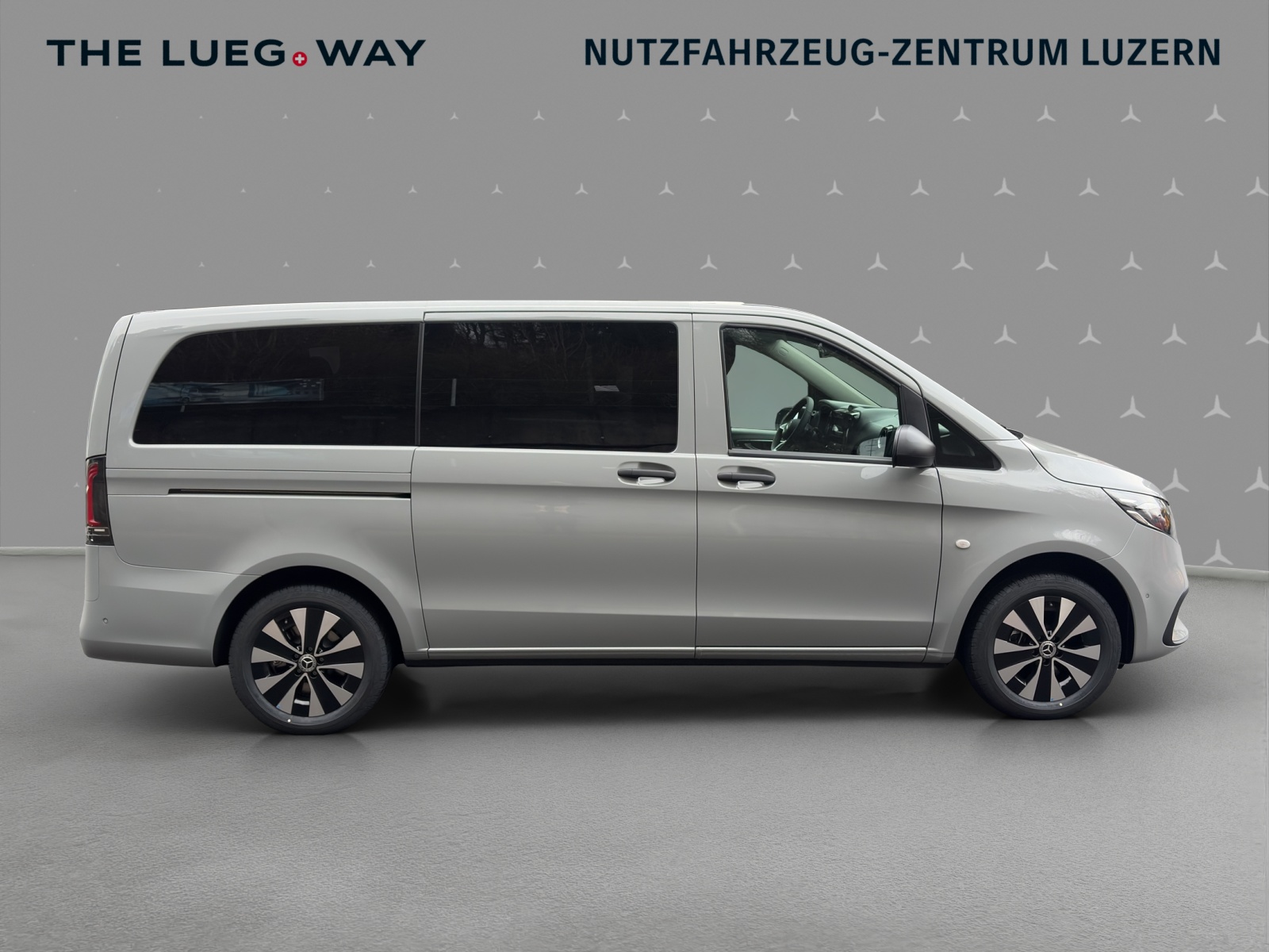 MERCEDES-BENZ Vito 116 CDI Lang Tourer FAMILY 9G-Tronic 4M Select-image-3