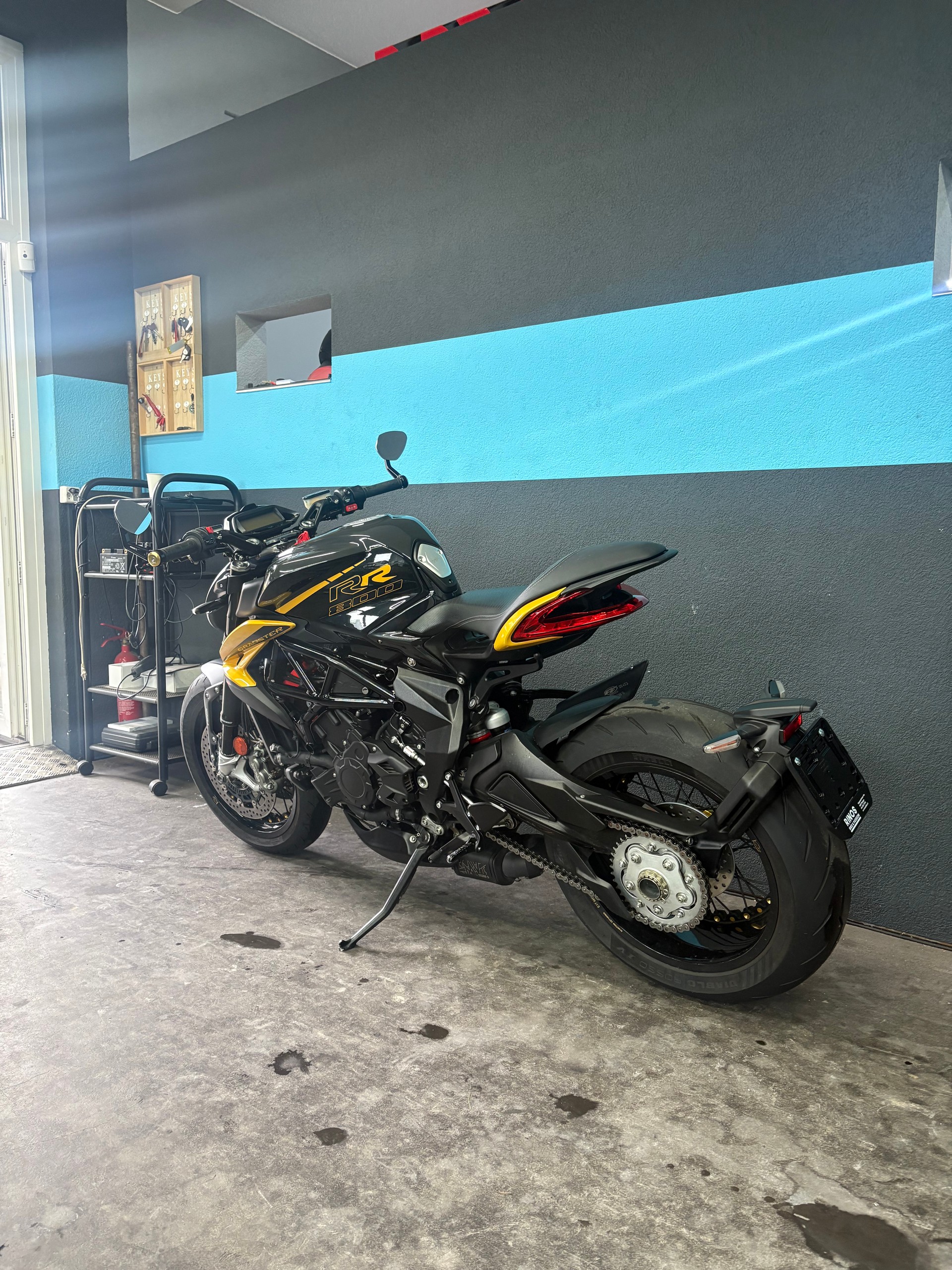 MV AGUSTA RR SCS-image-5
