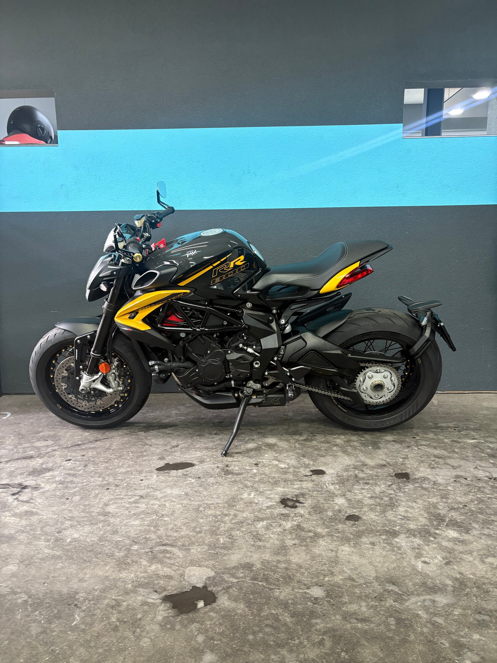 MV AGUSTA RR SCS-image-3