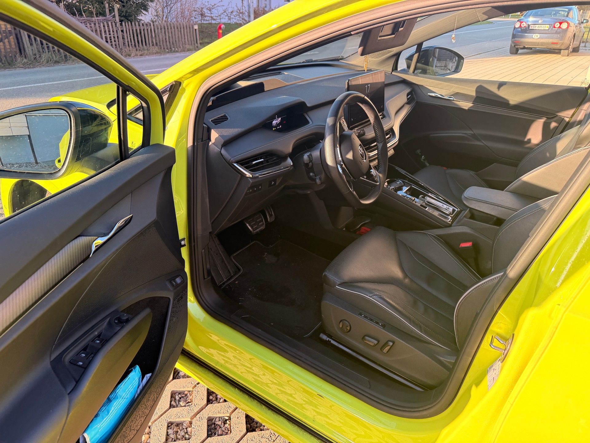 SKODA Enyaq Coupé RS iV 80 4x4-image-2