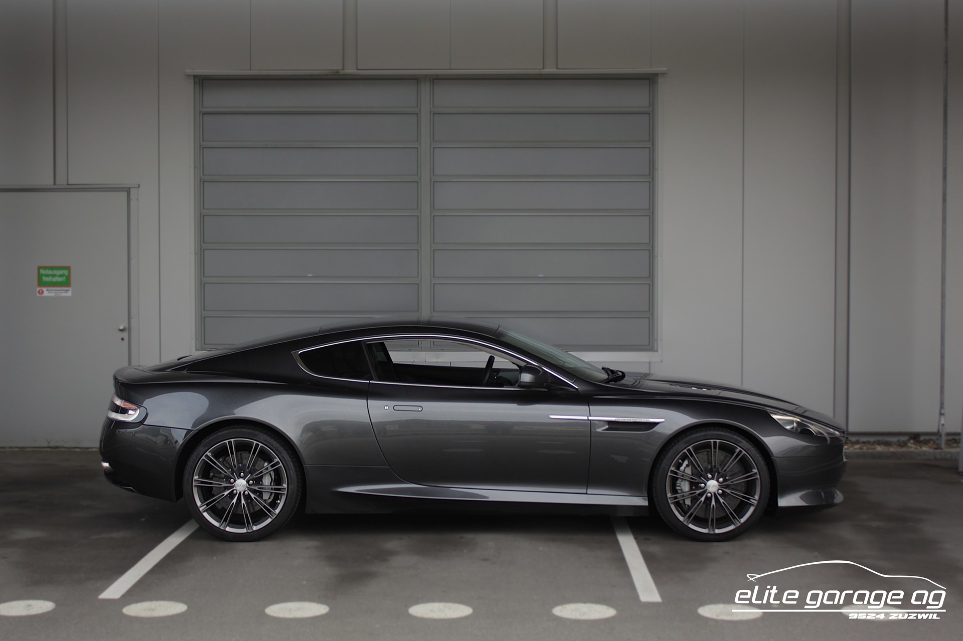 ASTON MARTIN Virage Coupé V12 5.9-48 Touchtronic2-image-5