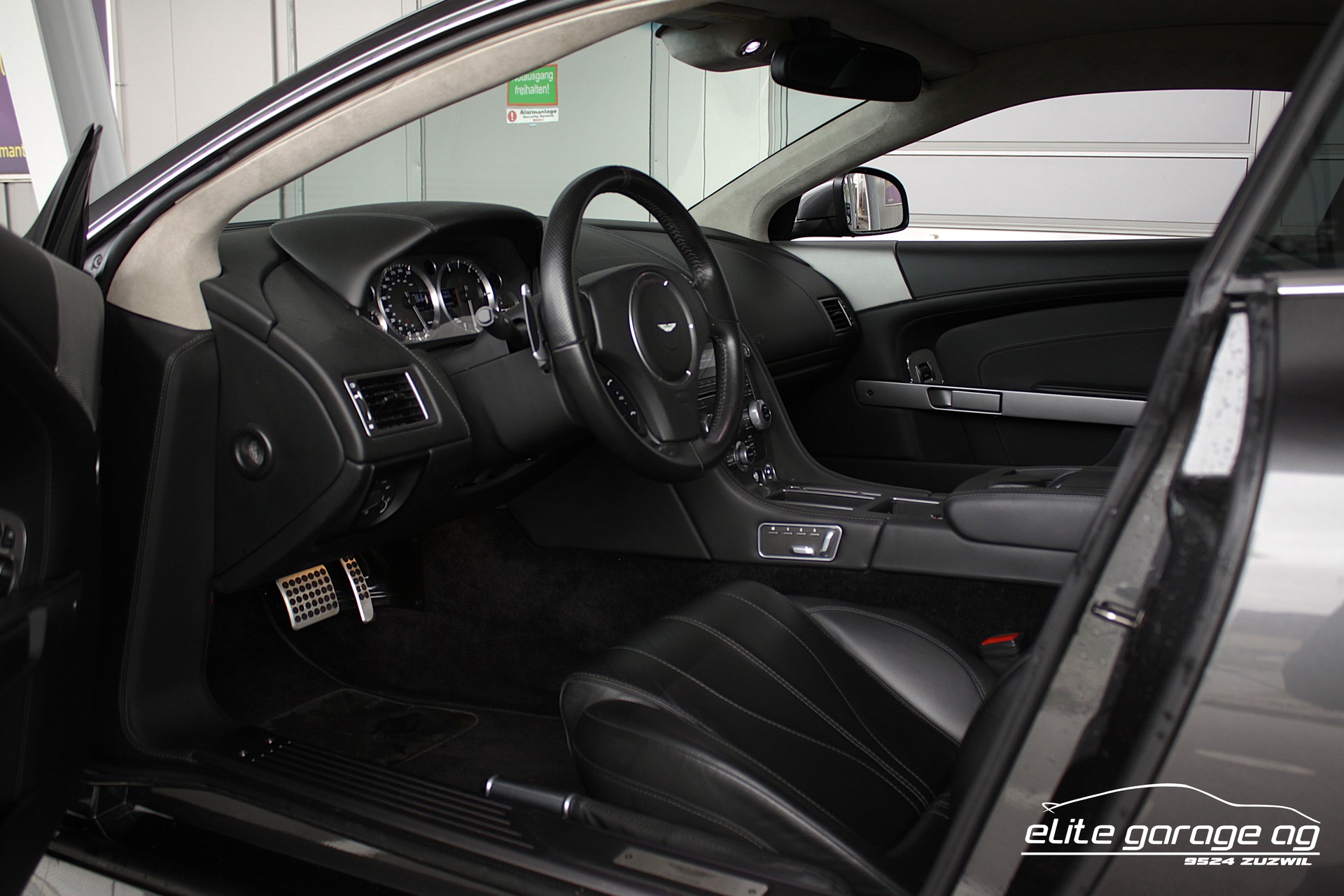 ASTON MARTIN Virage Coupé V12 5.9-48 Touchtronic2-image-13