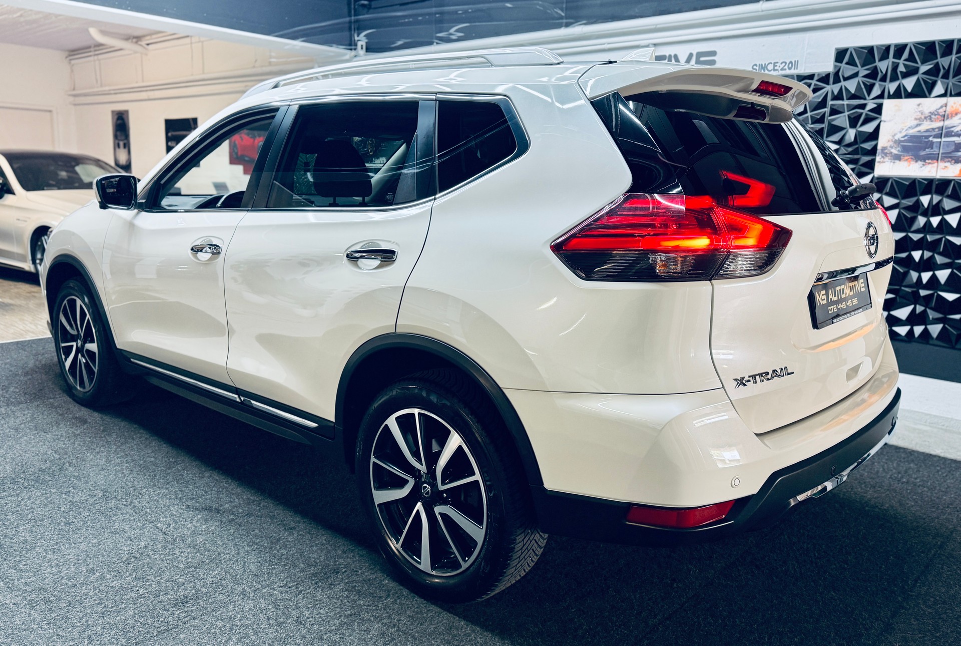 NISSAN X-Trail 1.7 dCi tekna Xtronic CVT ALL-MODE 4x4-image-5