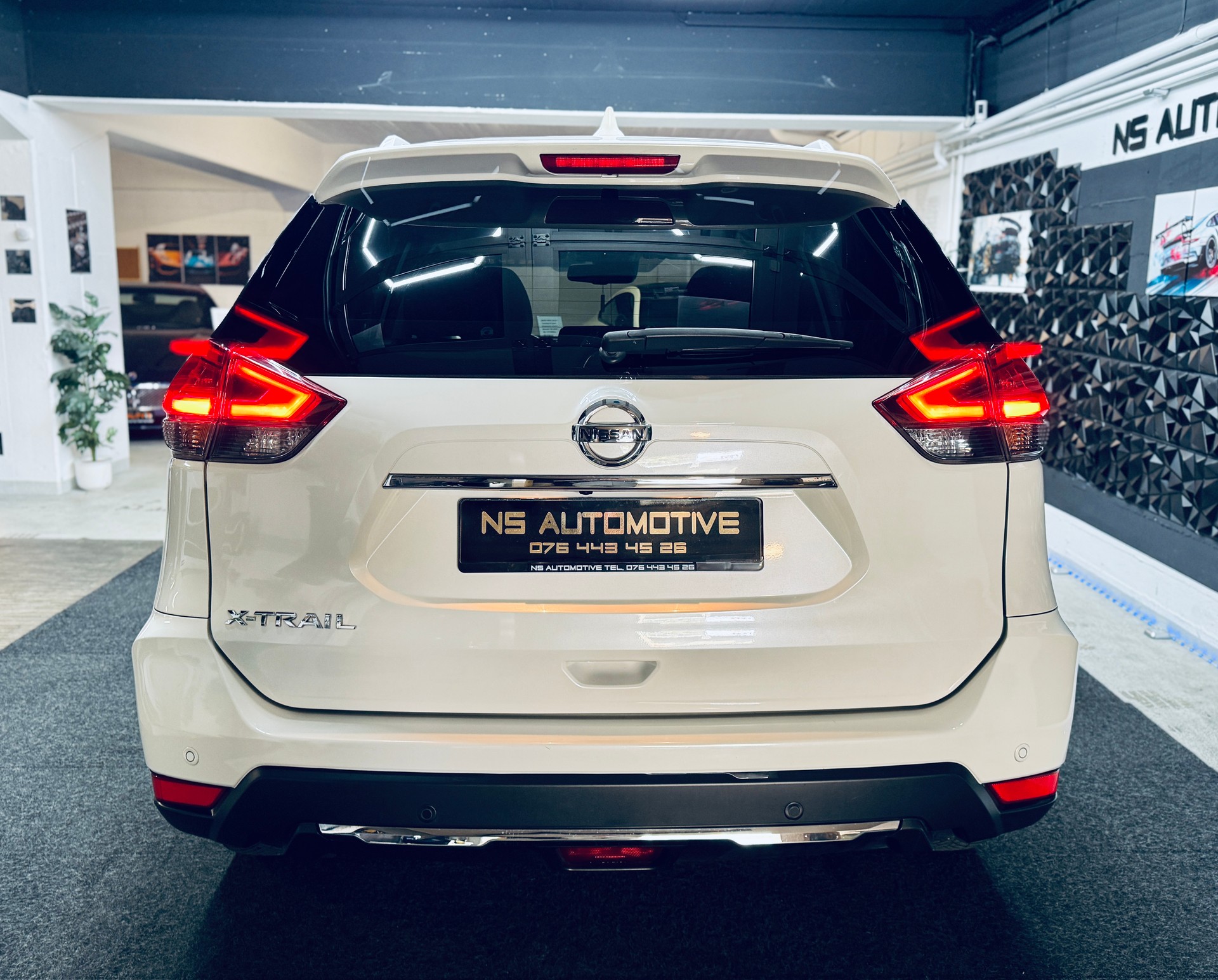 NISSAN X-Trail 1.7 dCi tekna Xtronic CVT ALL-MODE 4x4-image-4