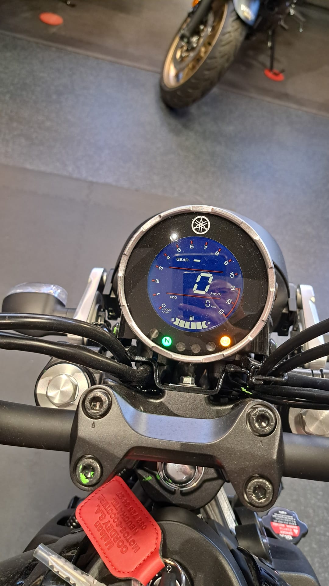 YAMAHA XSR 125 Legacy-image-3