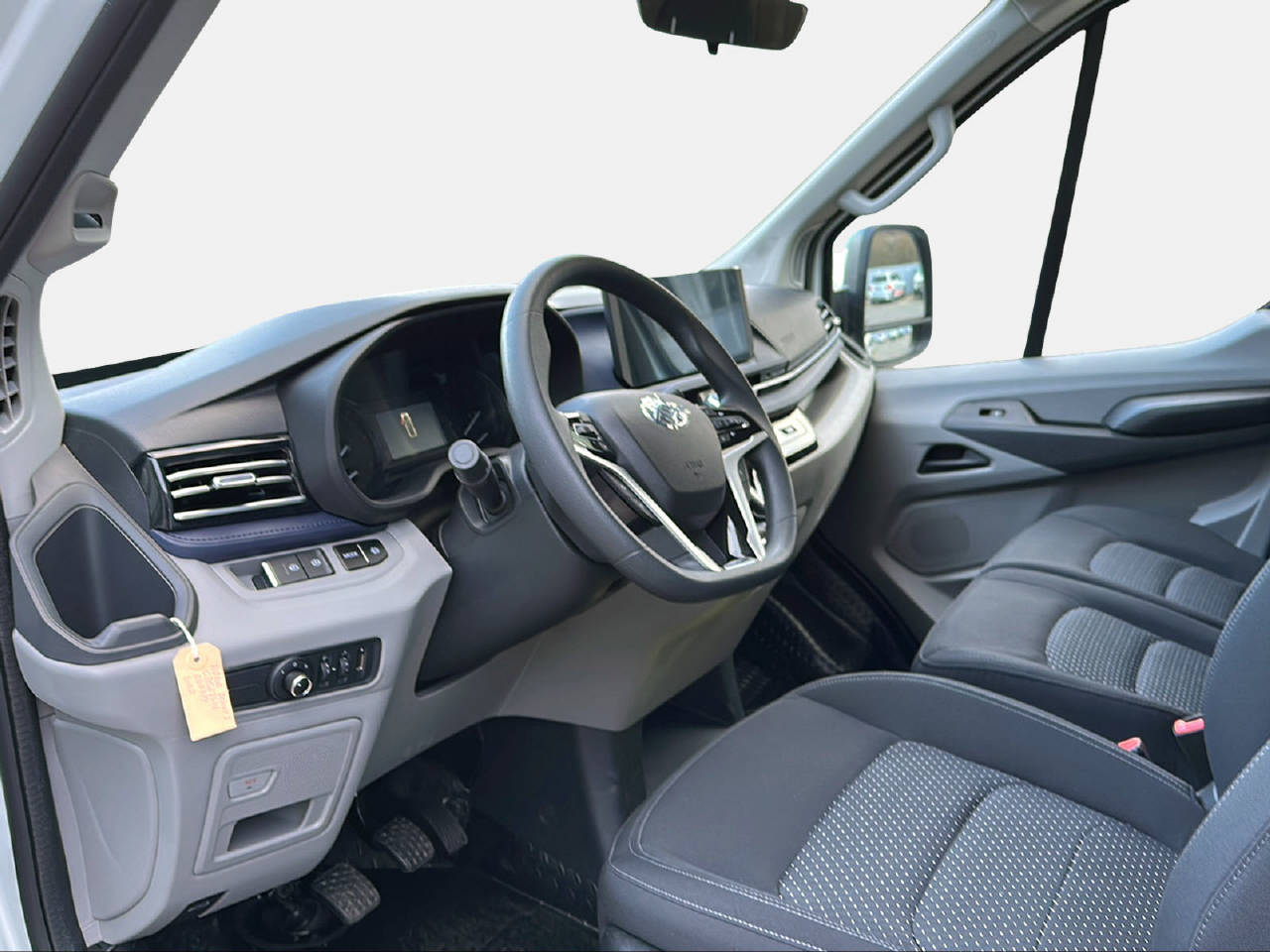 MAXUS Deliver 9 Kaw. L3H2 2.0 TD Luxury-image-12