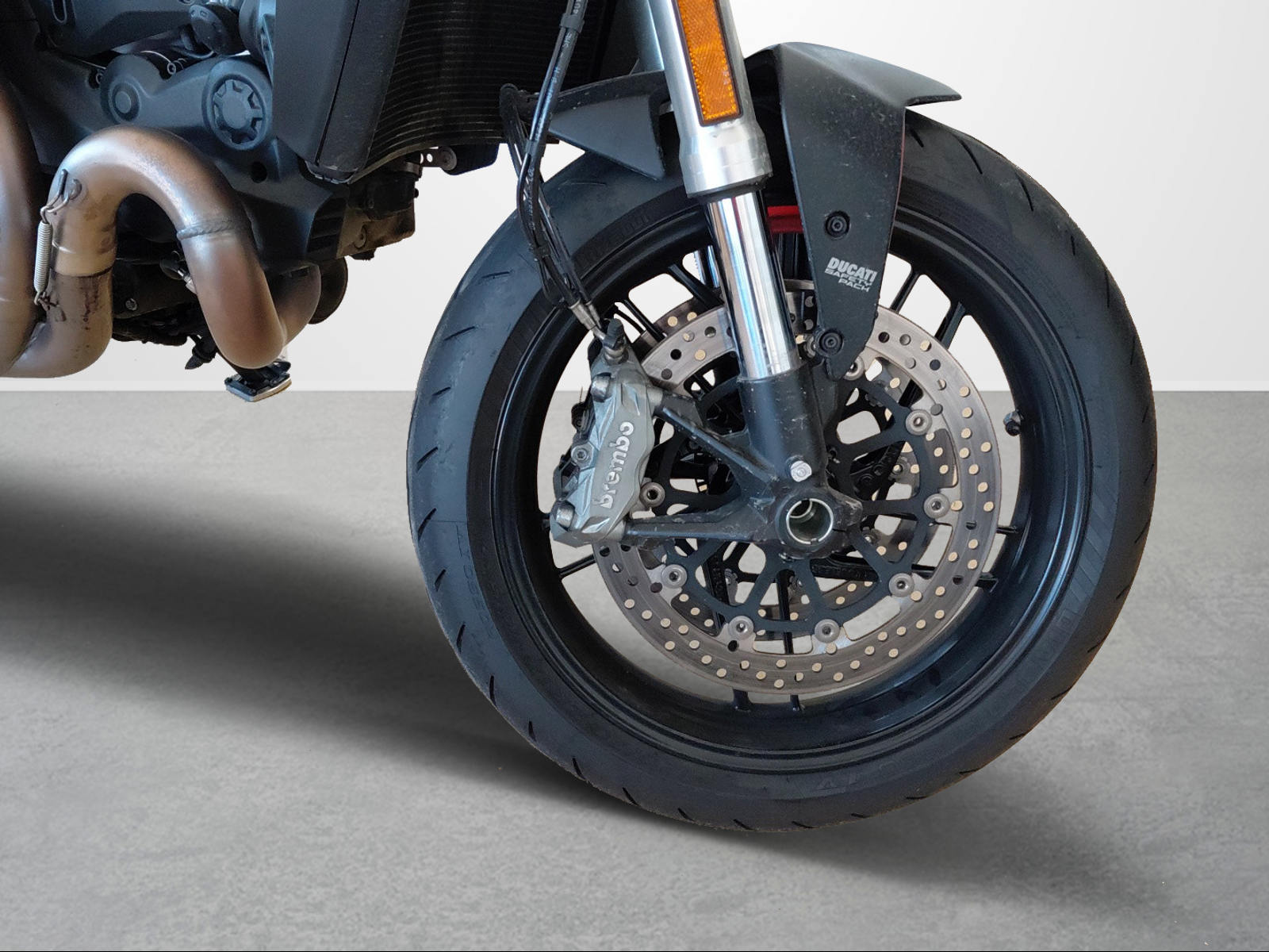 DUCATI Monster 821 Stealth-image-3